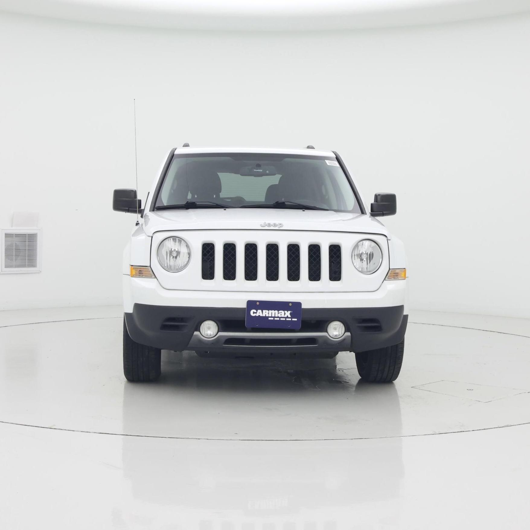 Thumbnail: 2016 Jeep Patriot - 5