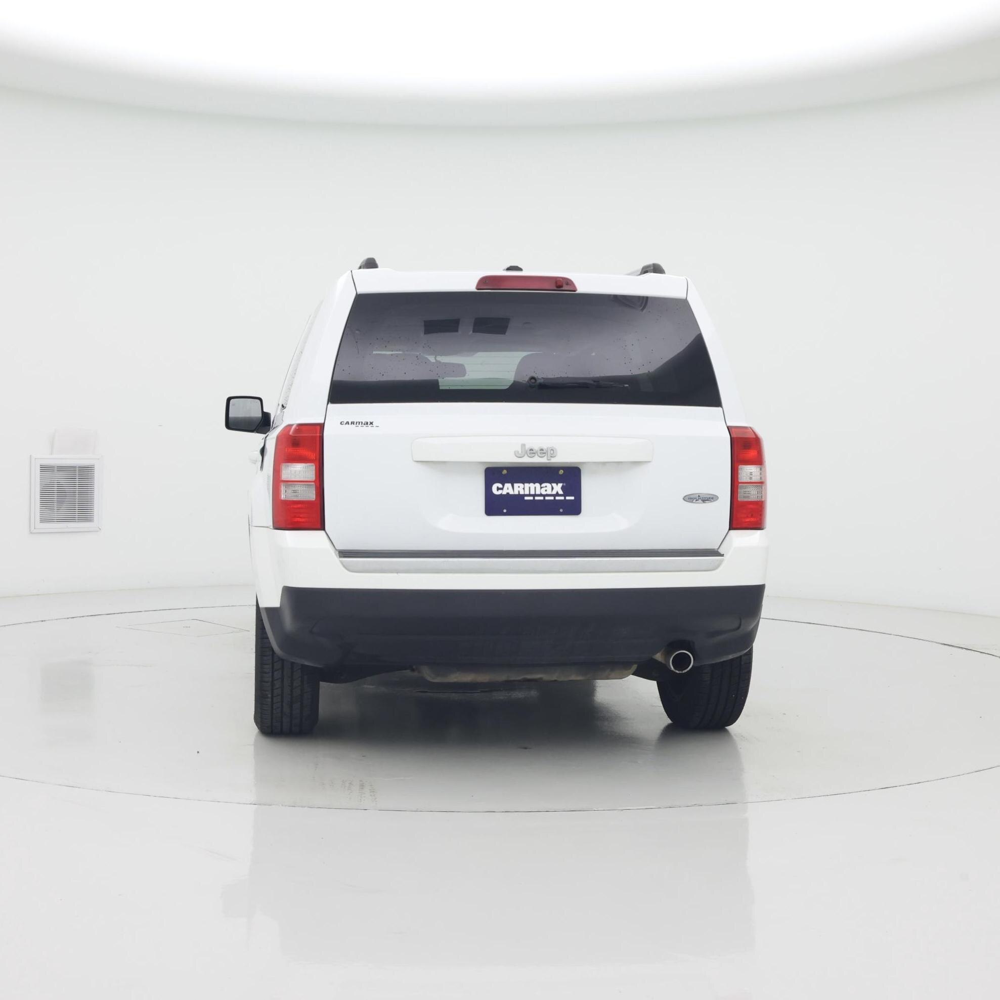 Thumbnail: 2016 Jeep Patriot - 6