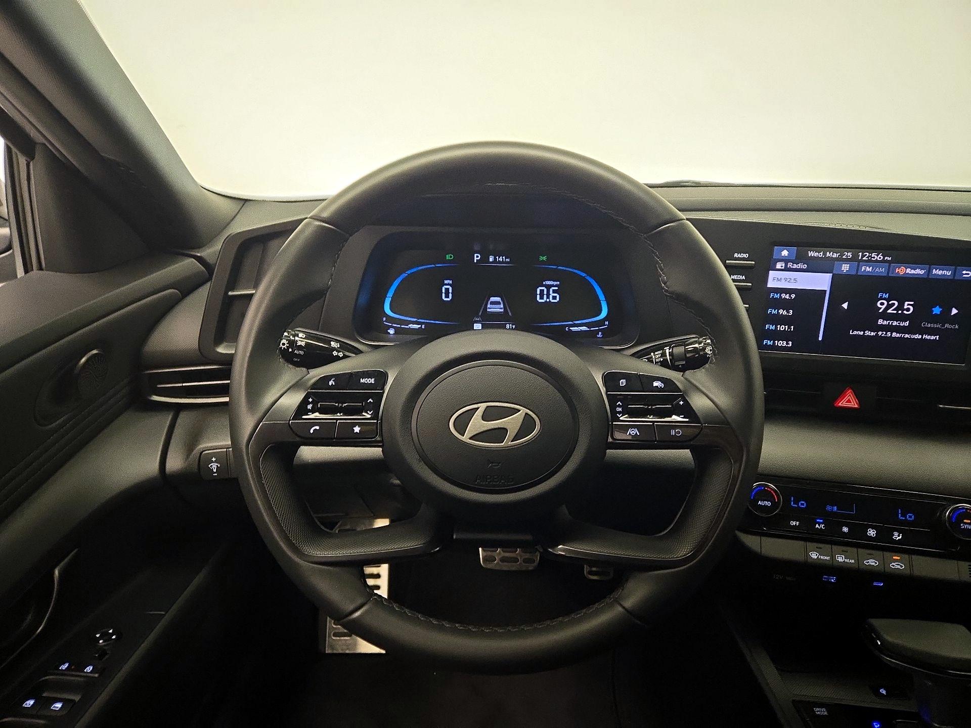 Thumbnail: 2025 Hyundai Elantra - 10