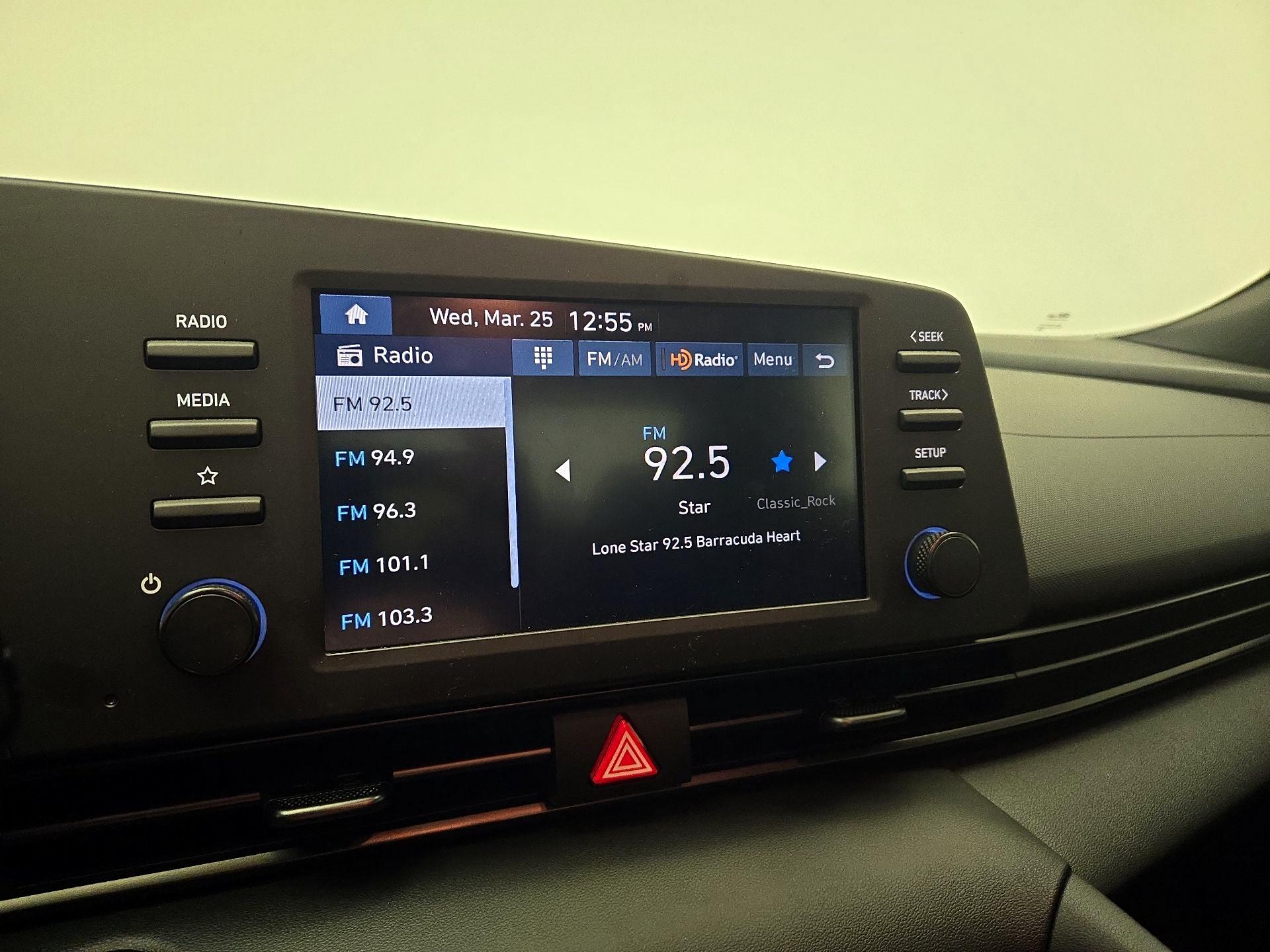 Thumbnail: 2025 Hyundai Elantra - 15