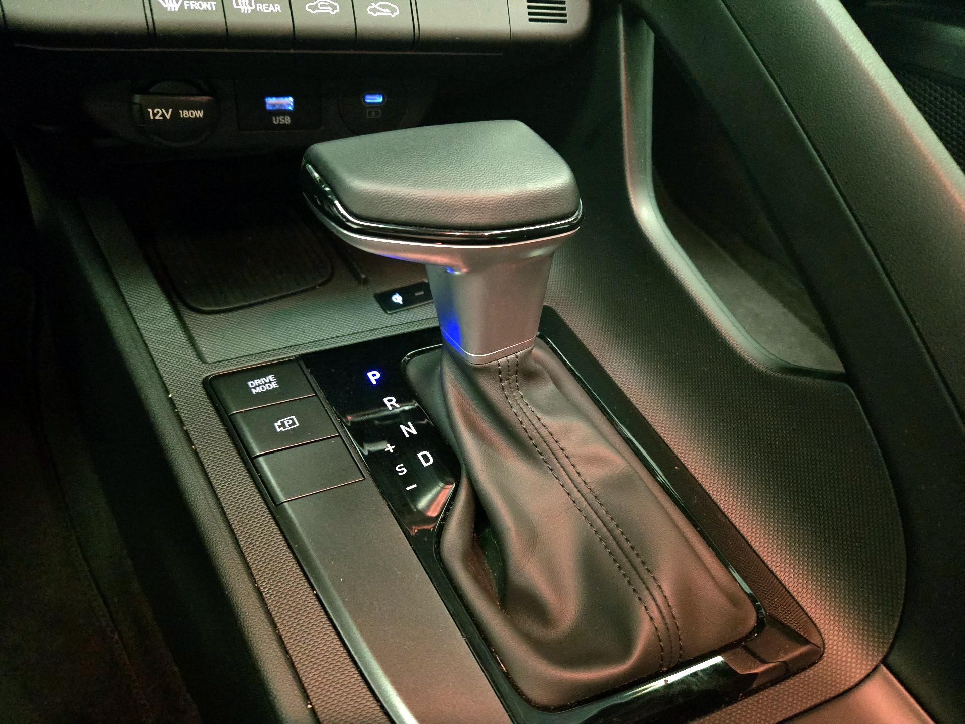 Thumbnail: 2025 Hyundai Elantra - 17