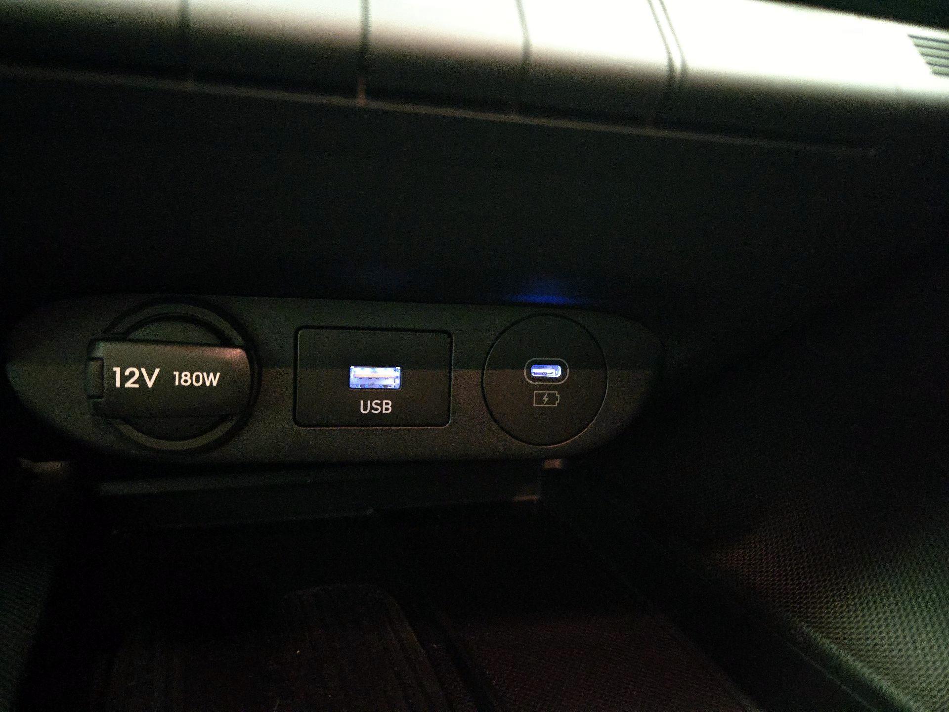 Thumbnail: 2025 Hyundai Elantra - 18