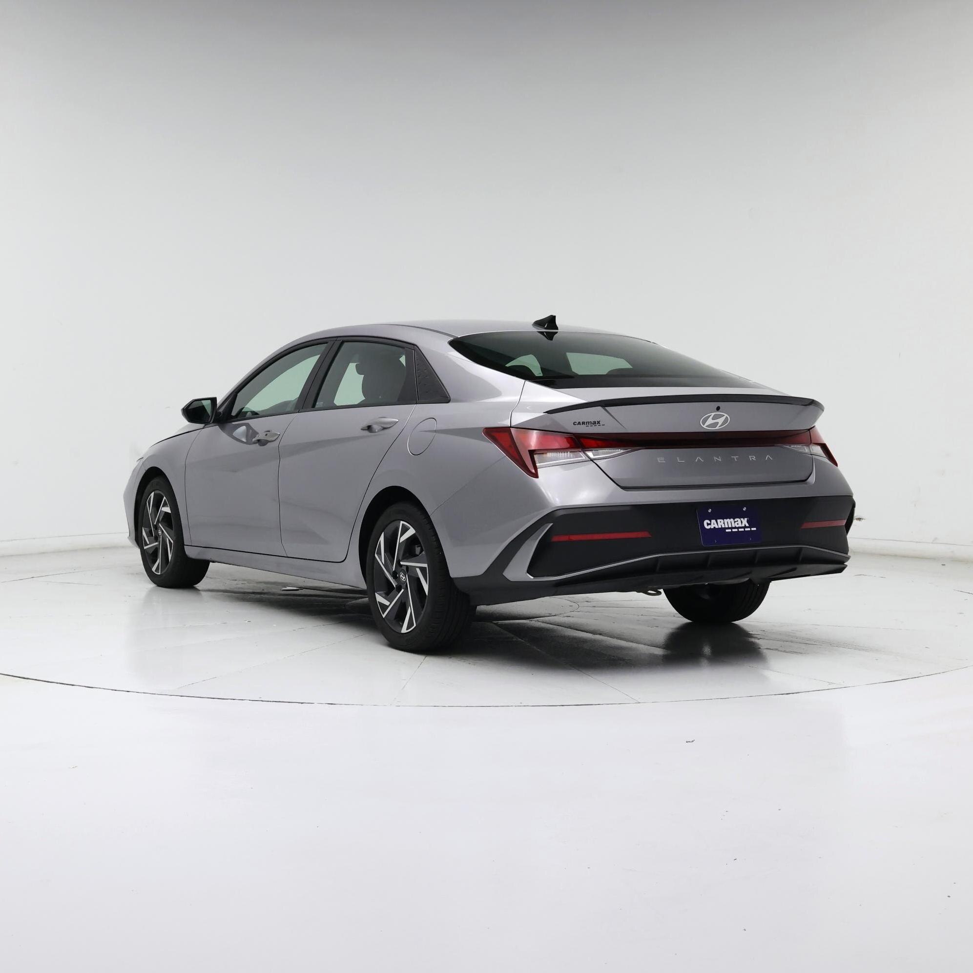 Thumbnail: 2025 Hyundai Elantra - 2