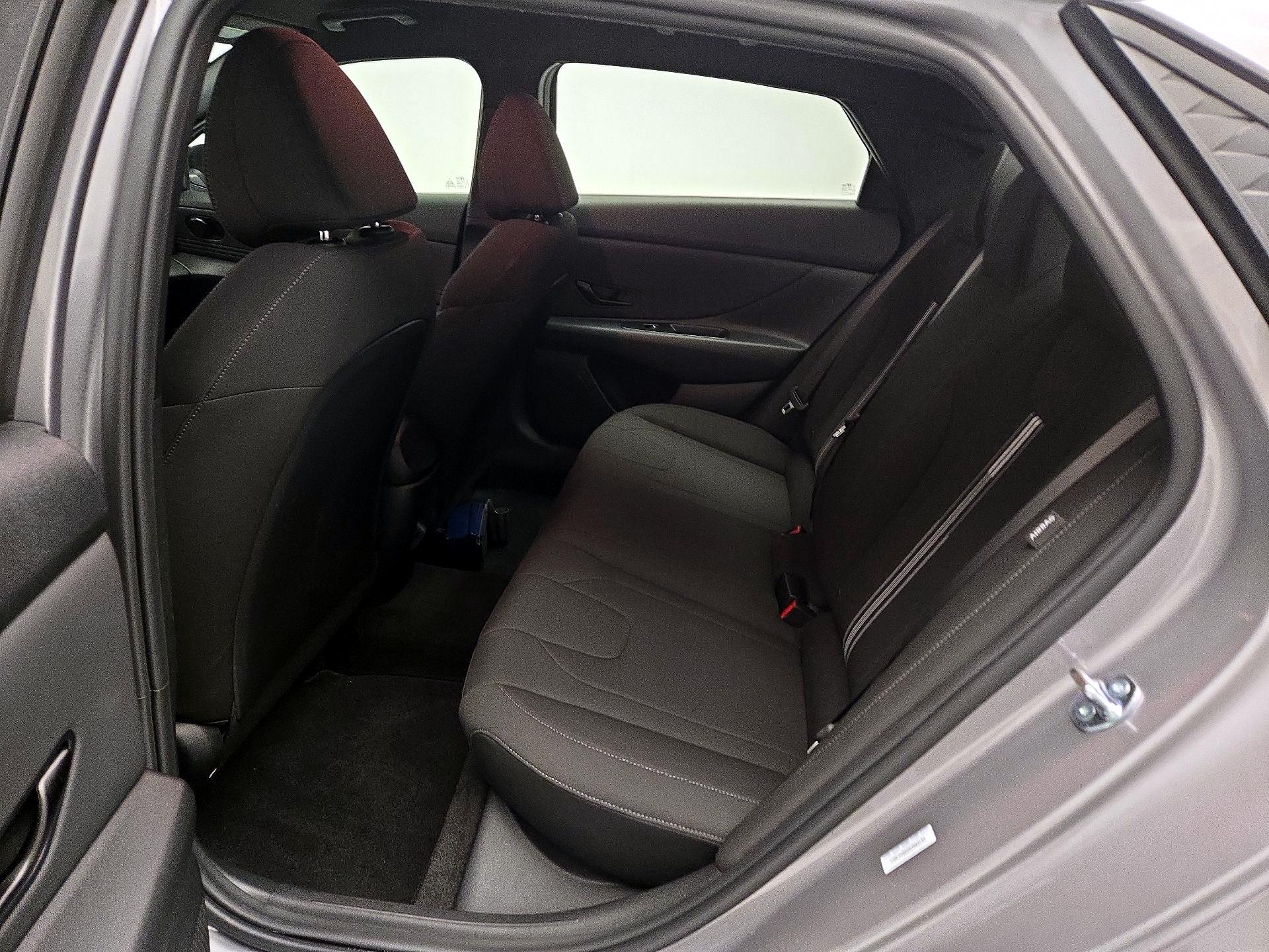 Thumbnail: 2025 Hyundai Elantra - 19