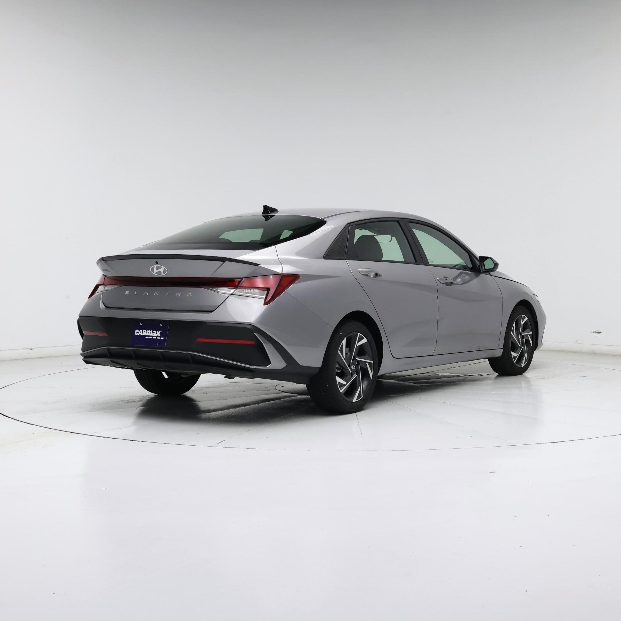 Thumbnail: 2025 Hyundai Elantra - 8