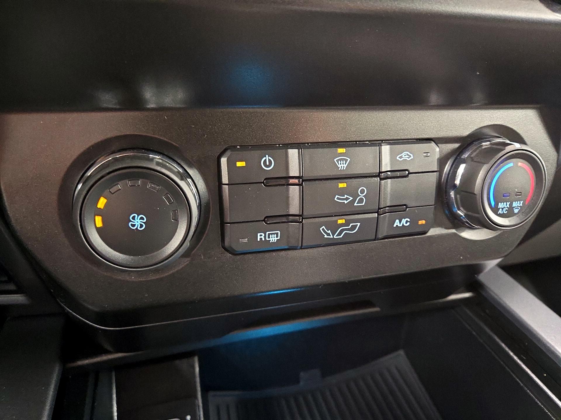 Thumbnail: 2019 Ford F-150 - 16