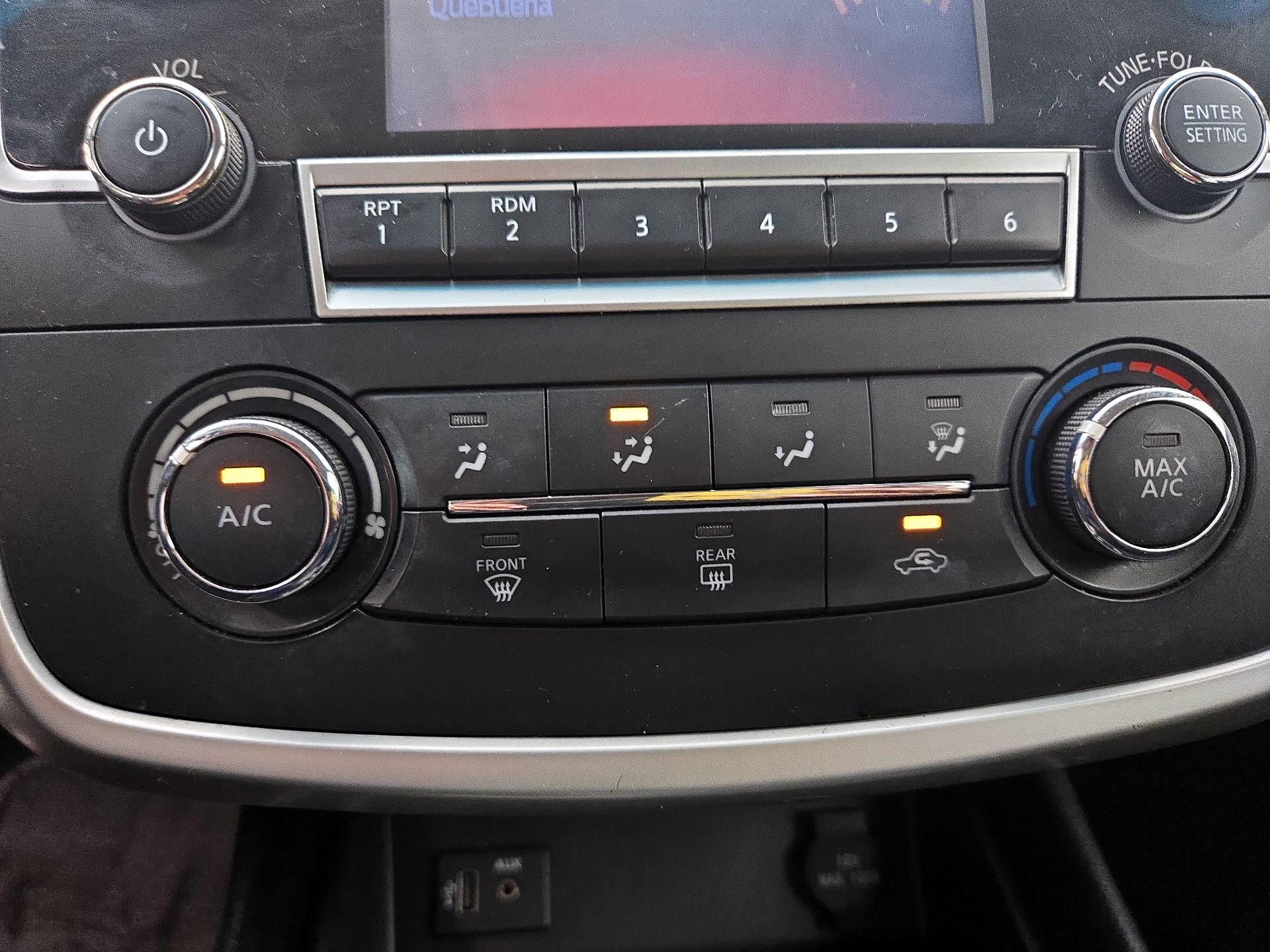 Thumbnail: 2018 Nissan Altima - 16