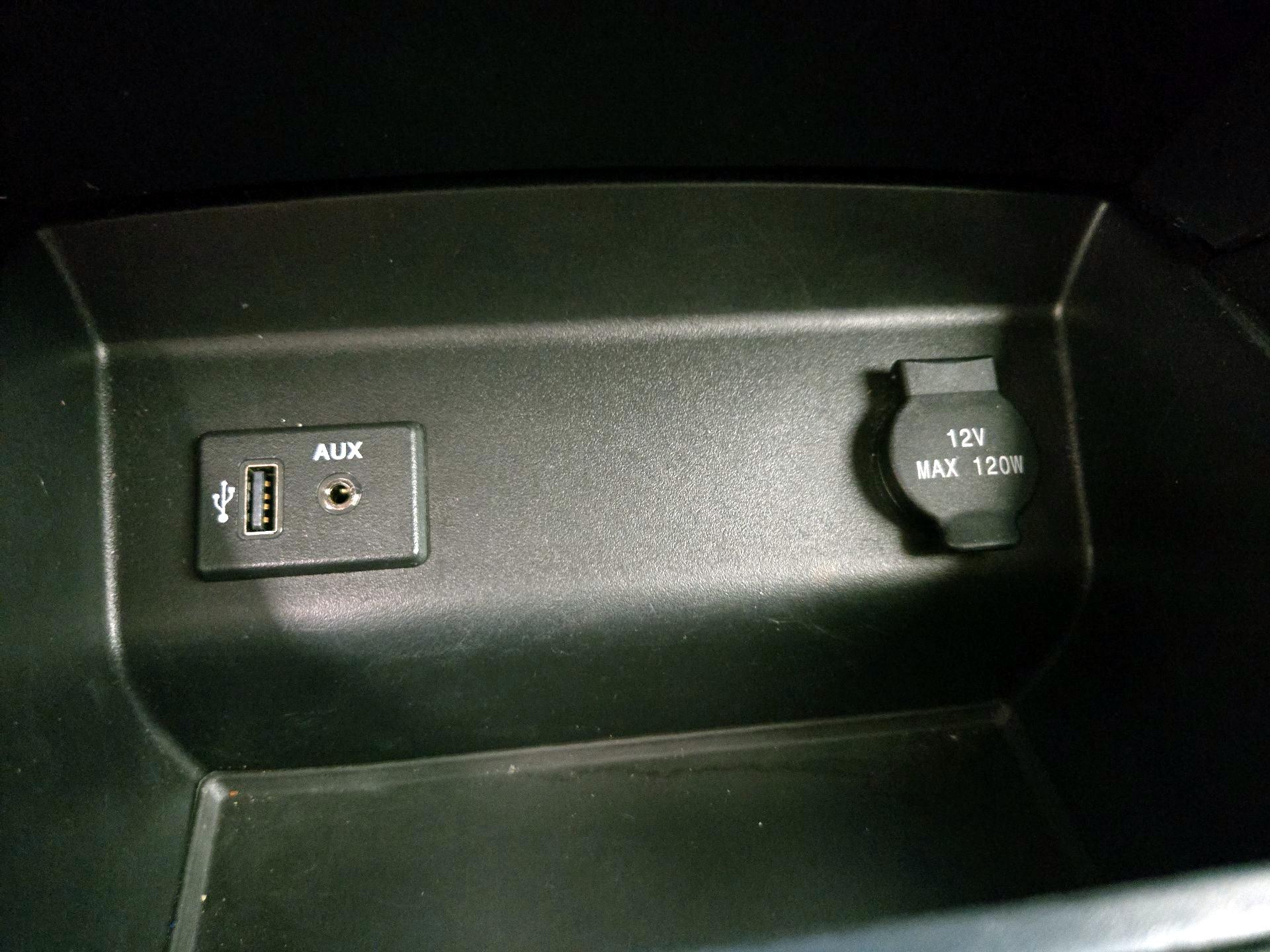 Thumbnail: 2018 Nissan Altima - 18