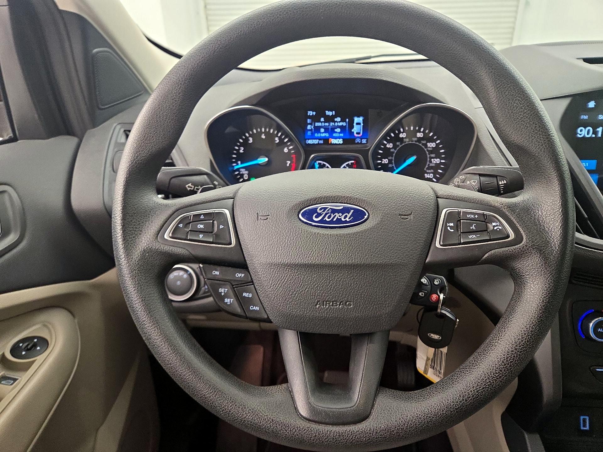 Thumbnail: 2017 Ford Escape - 10