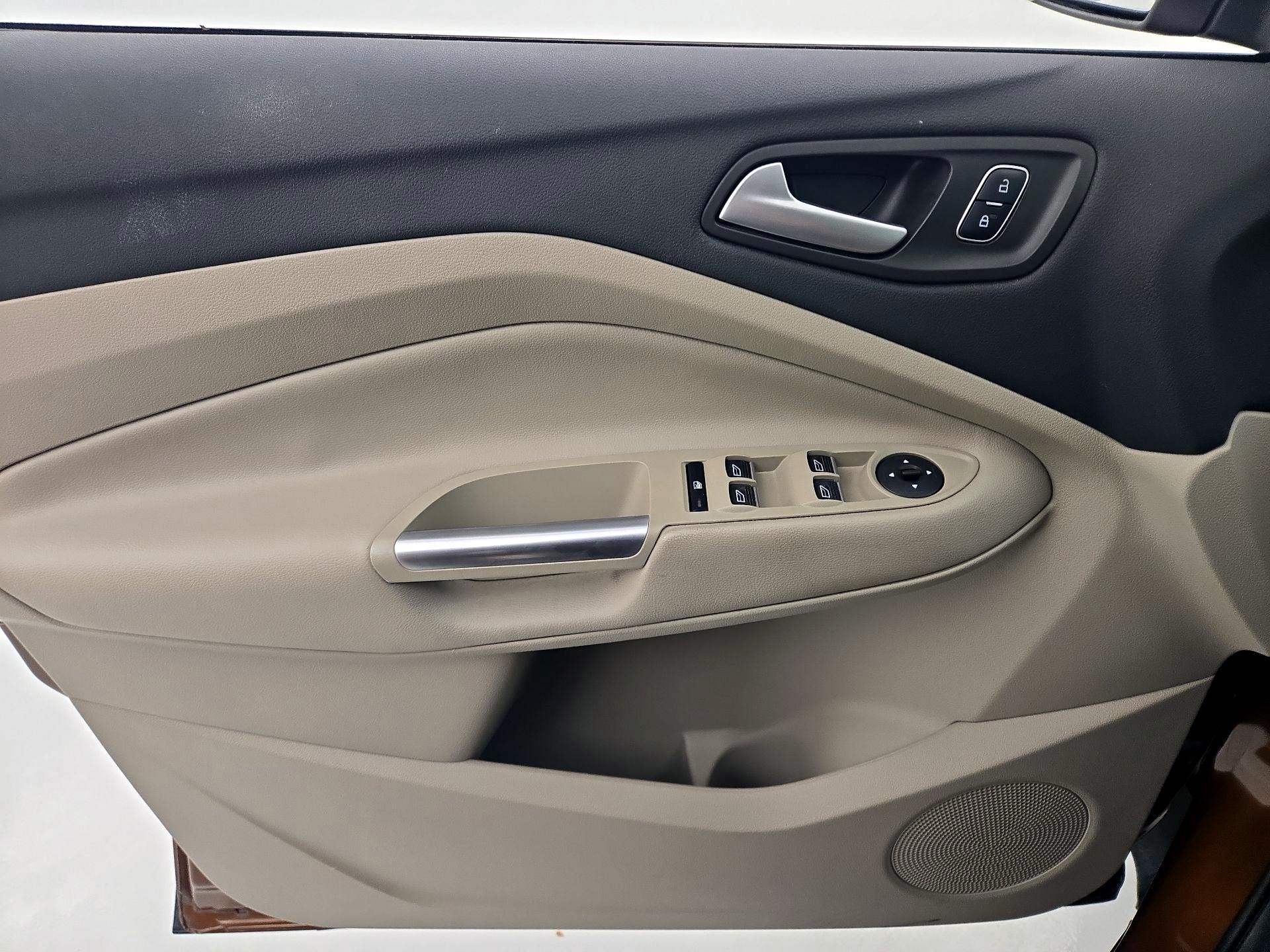 Thumbnail: 2017 Ford Escape - 12