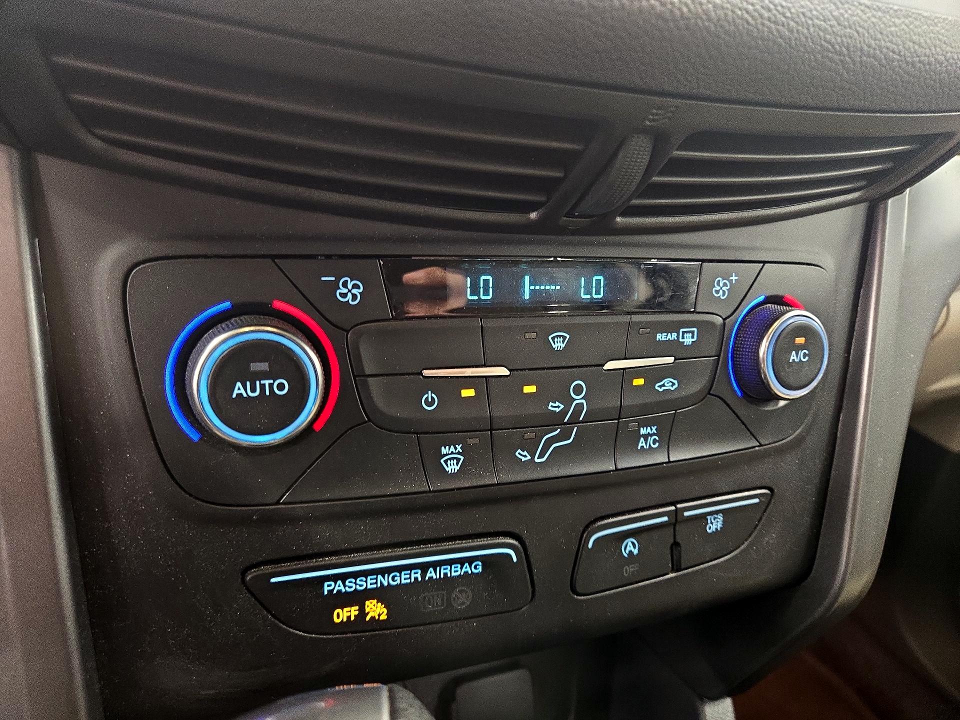 Thumbnail: 2017 Ford Escape - 17