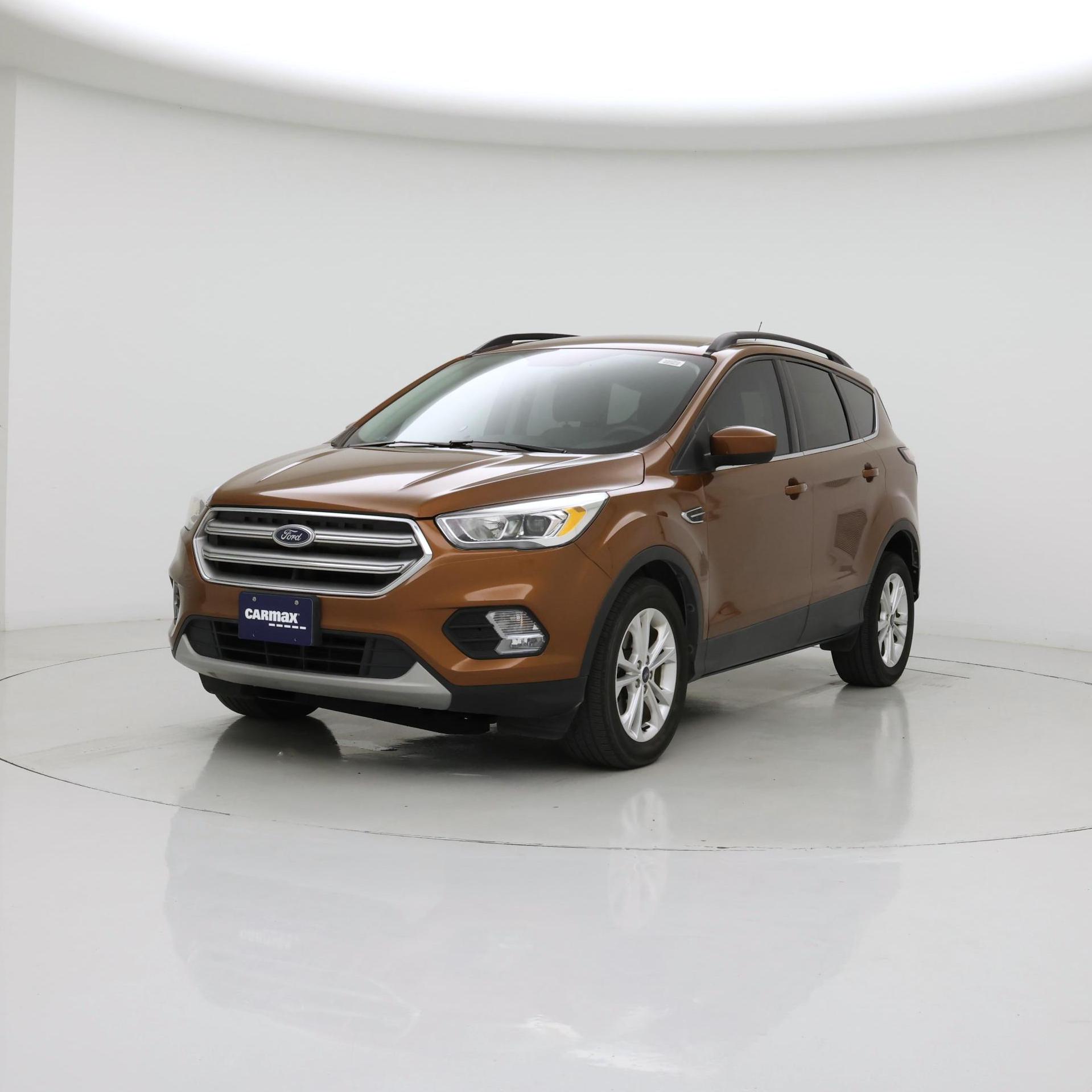 Thumbnail: 2017 Ford Escape - 4