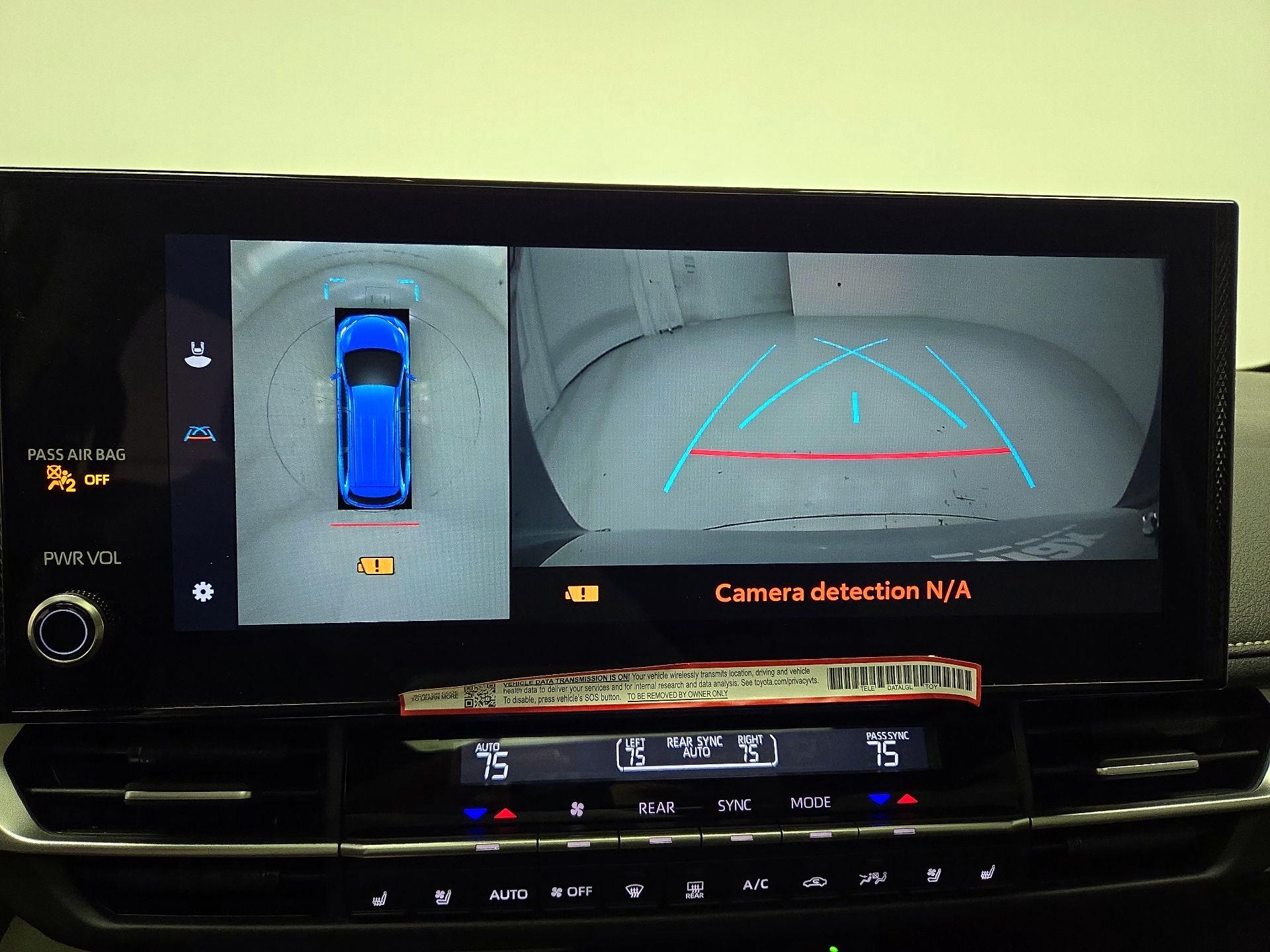 Thumbnail: 2025 Toyota Sienna - 14