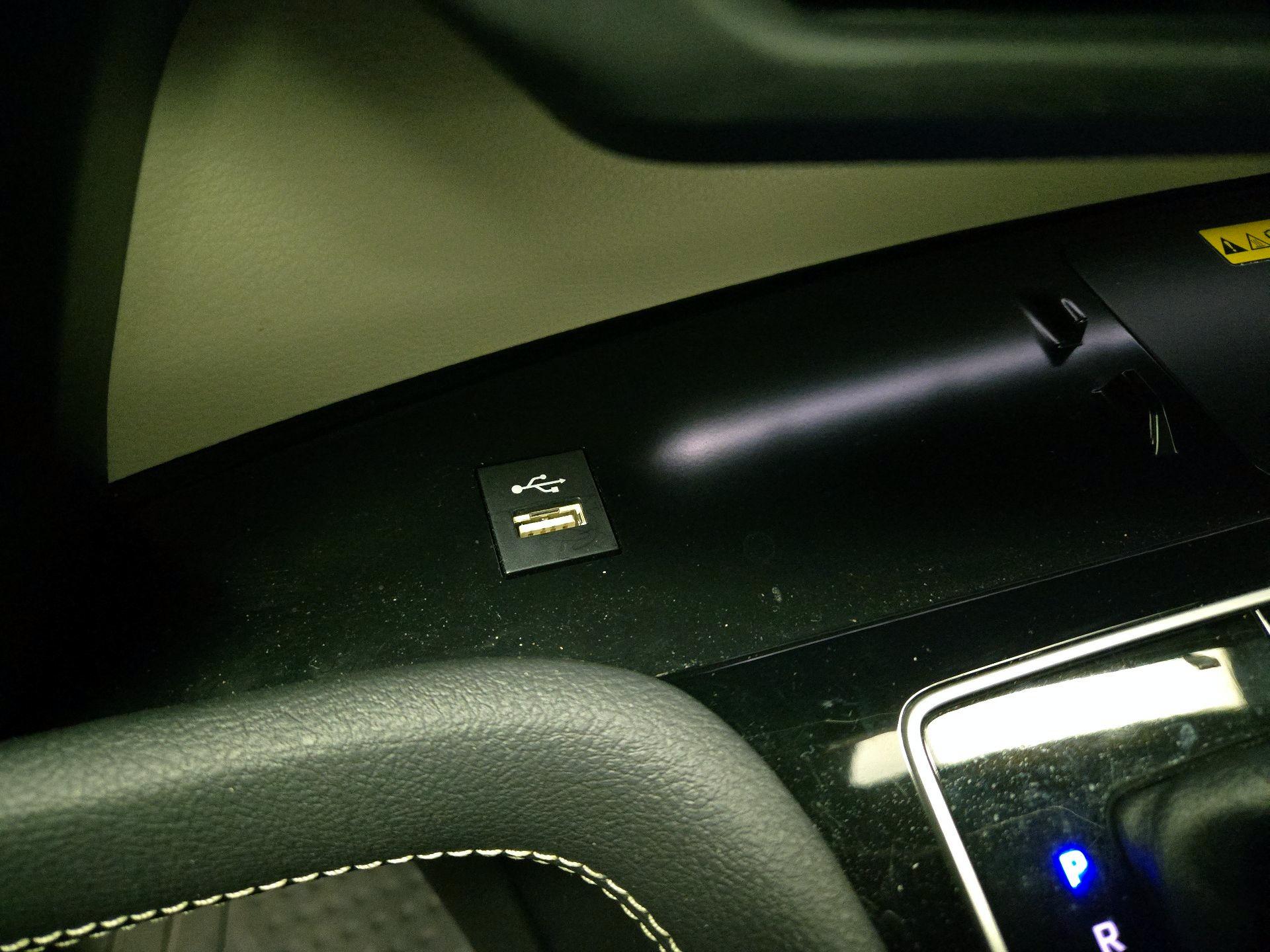 Thumbnail: 2025 Toyota Sienna - 18