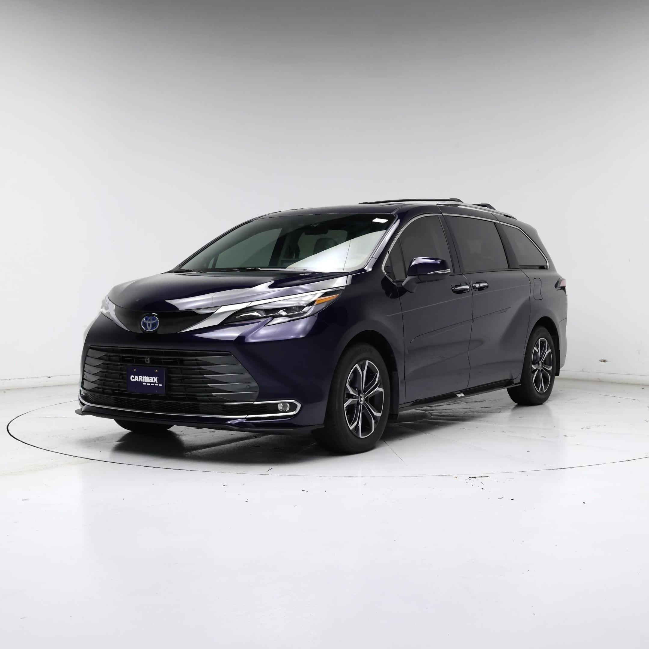 Thumbnail: 2025 Toyota Sienna - 4
