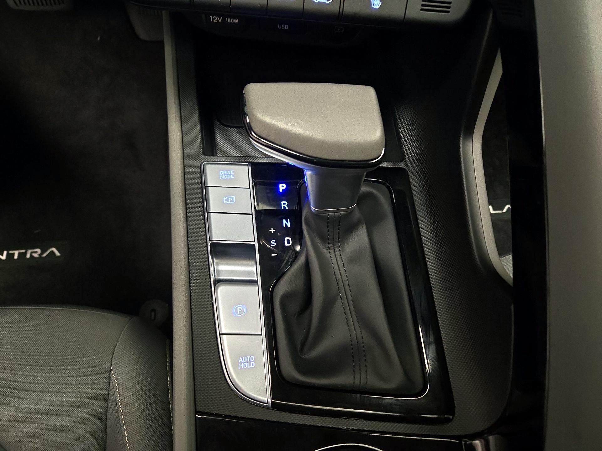 Thumbnail: 2025 Hyundai Elantra - 18