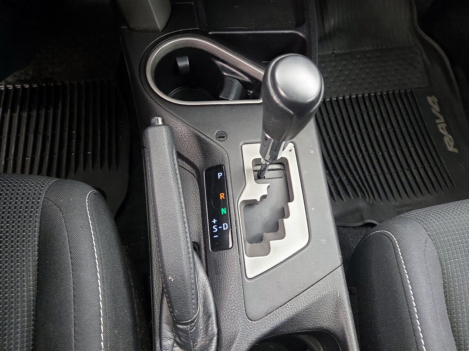 Thumbnail: 2017 Toyota RAV4 - 16