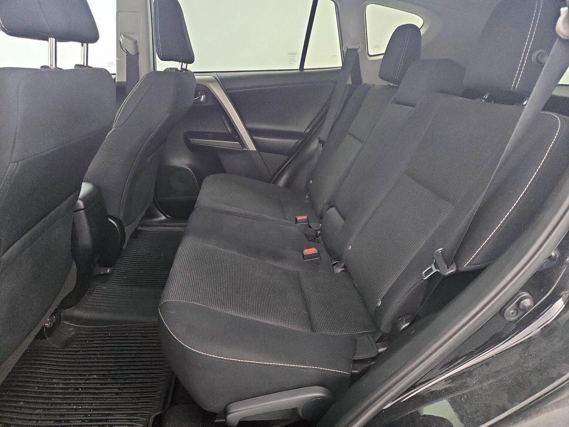 Thumbnail: 2017 Toyota RAV4 - 19