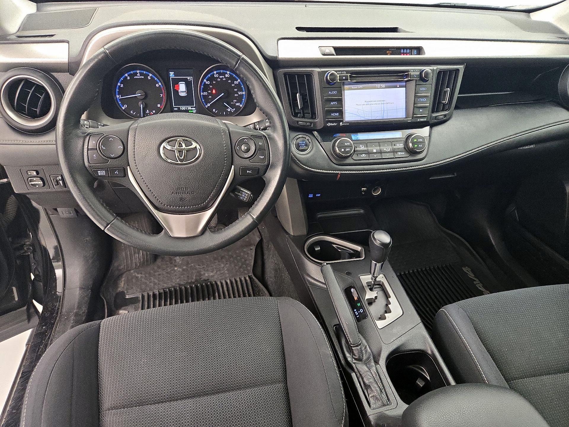 Thumbnail: 2017 Toyota RAV4 - 8
