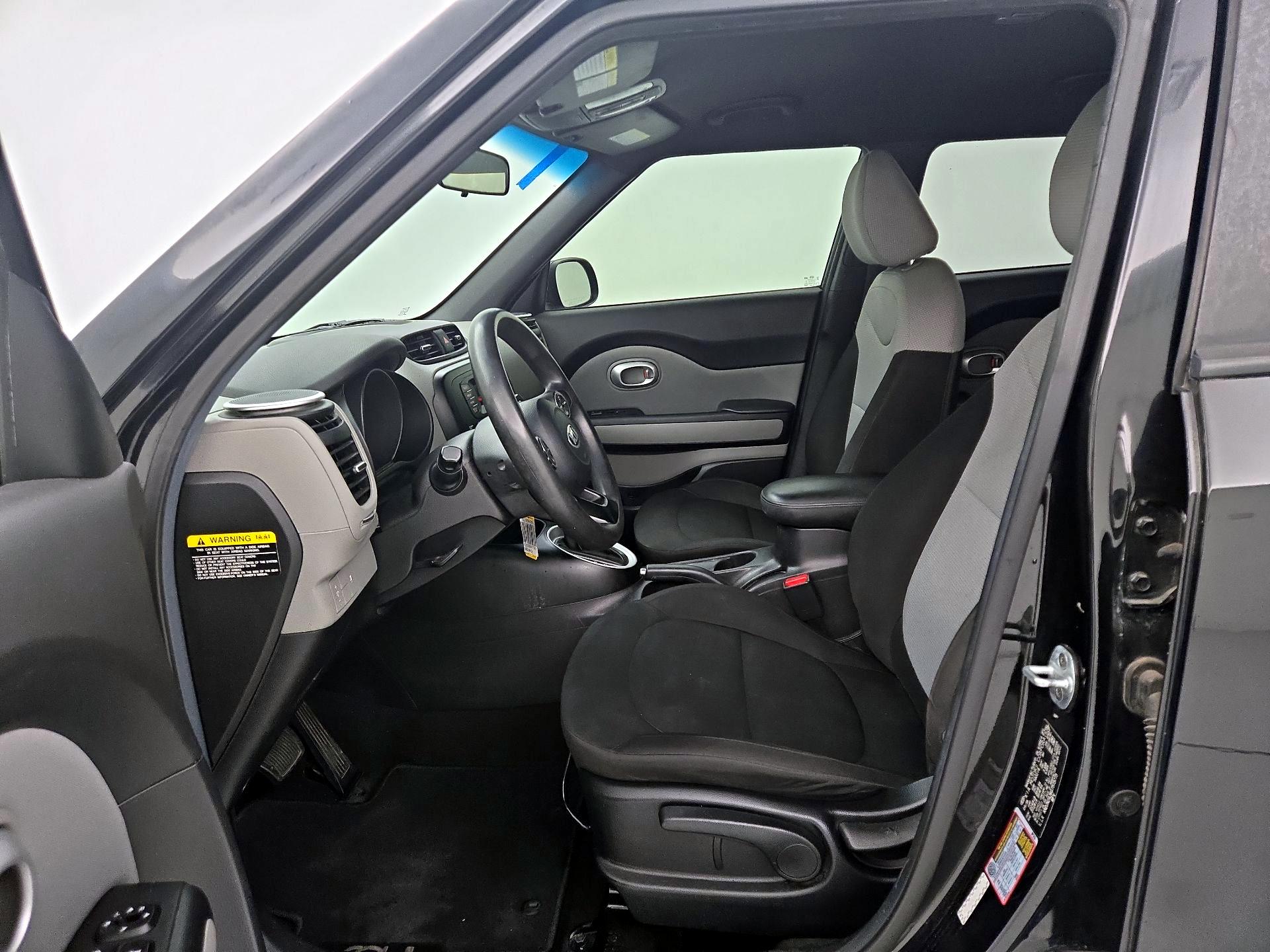 Thumbnail: 2016 Kia Soul - 11