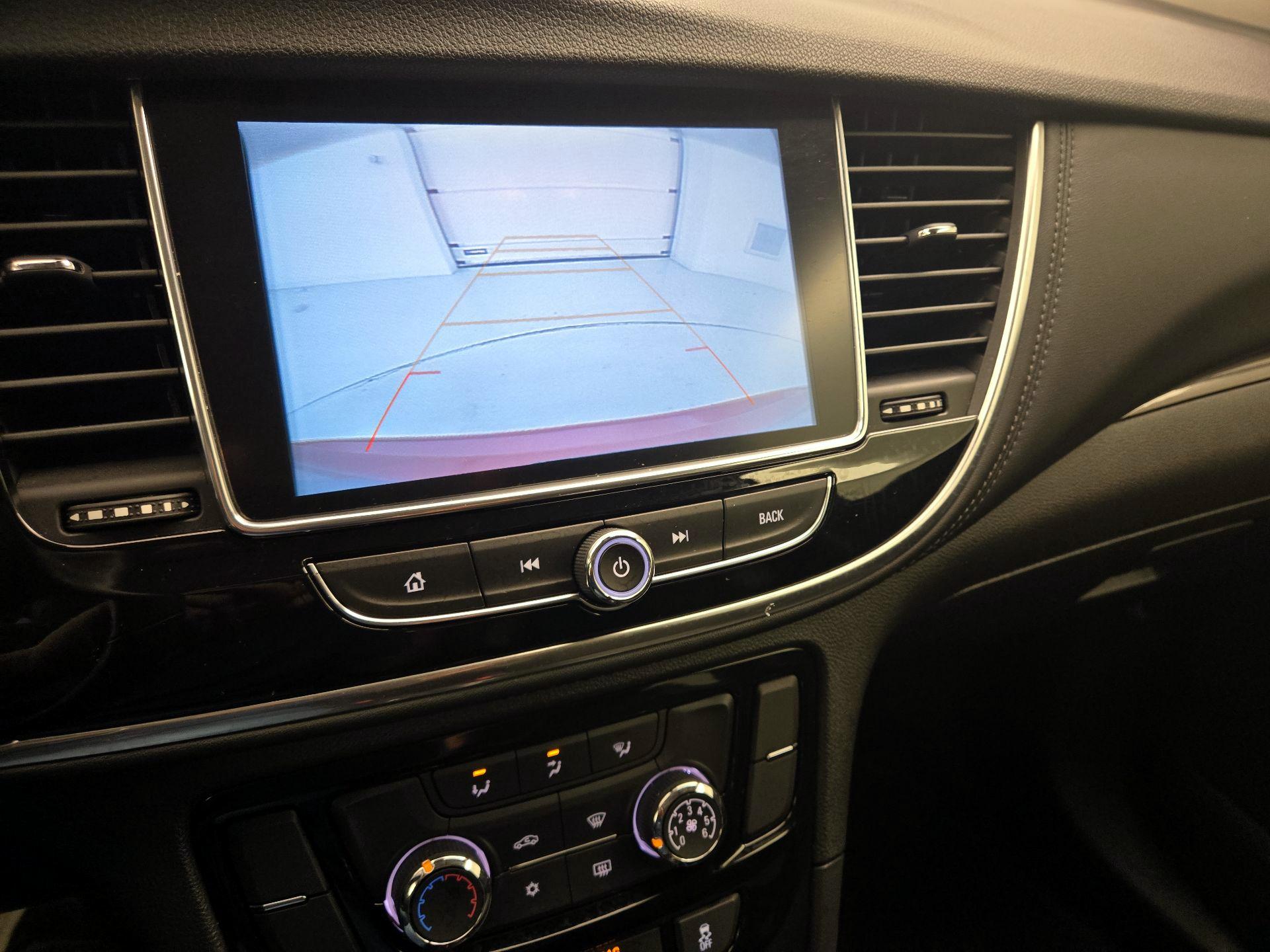 Thumbnail: 2018 Buick Encore - 14