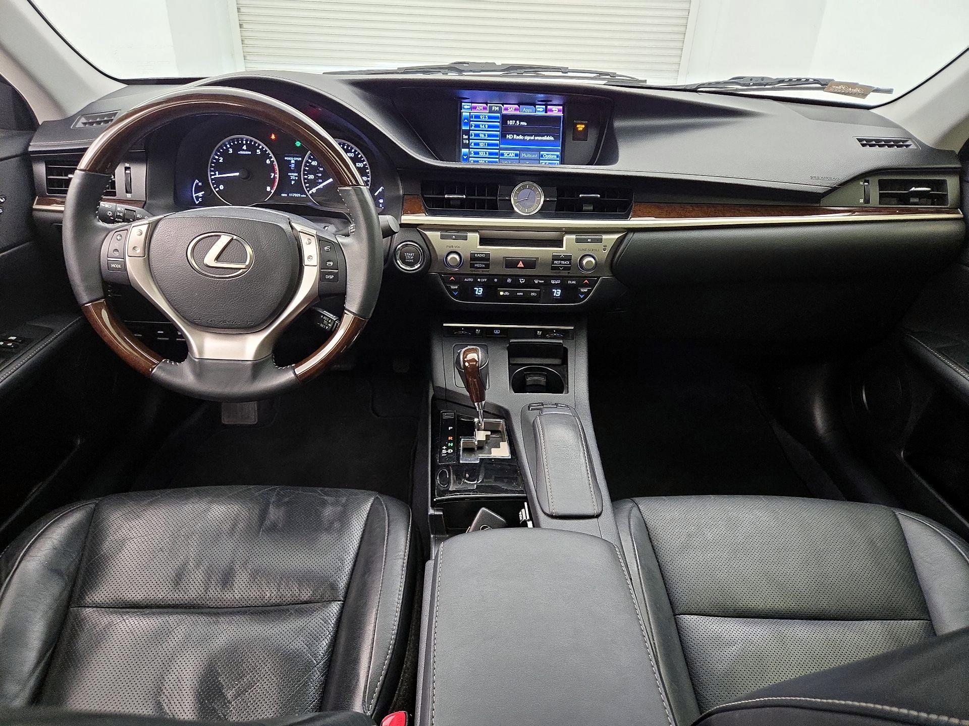 Thumbnail: 2014 Lexus ES - 9