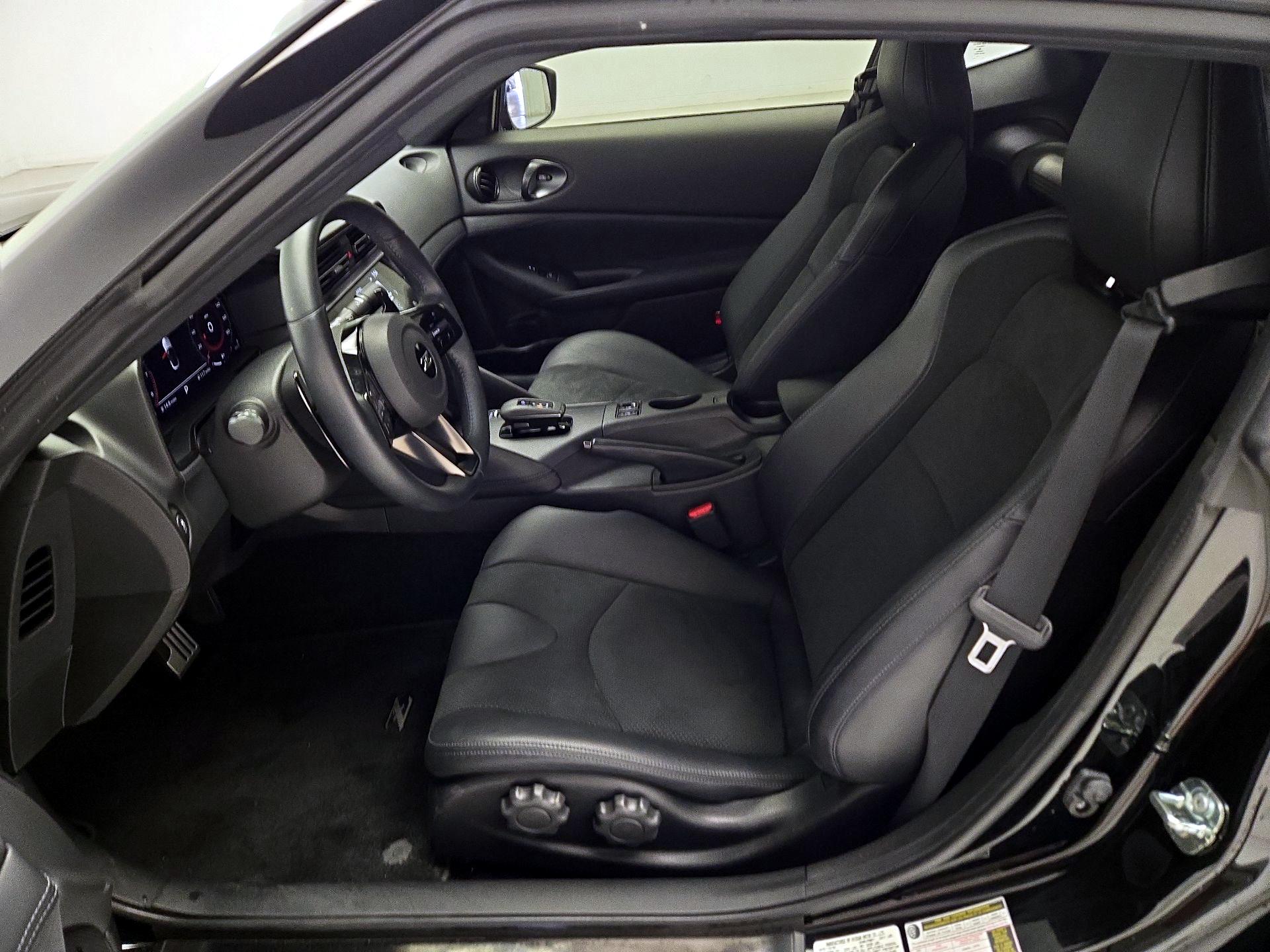 Thumbnail: 2025 Nissan Z - 11