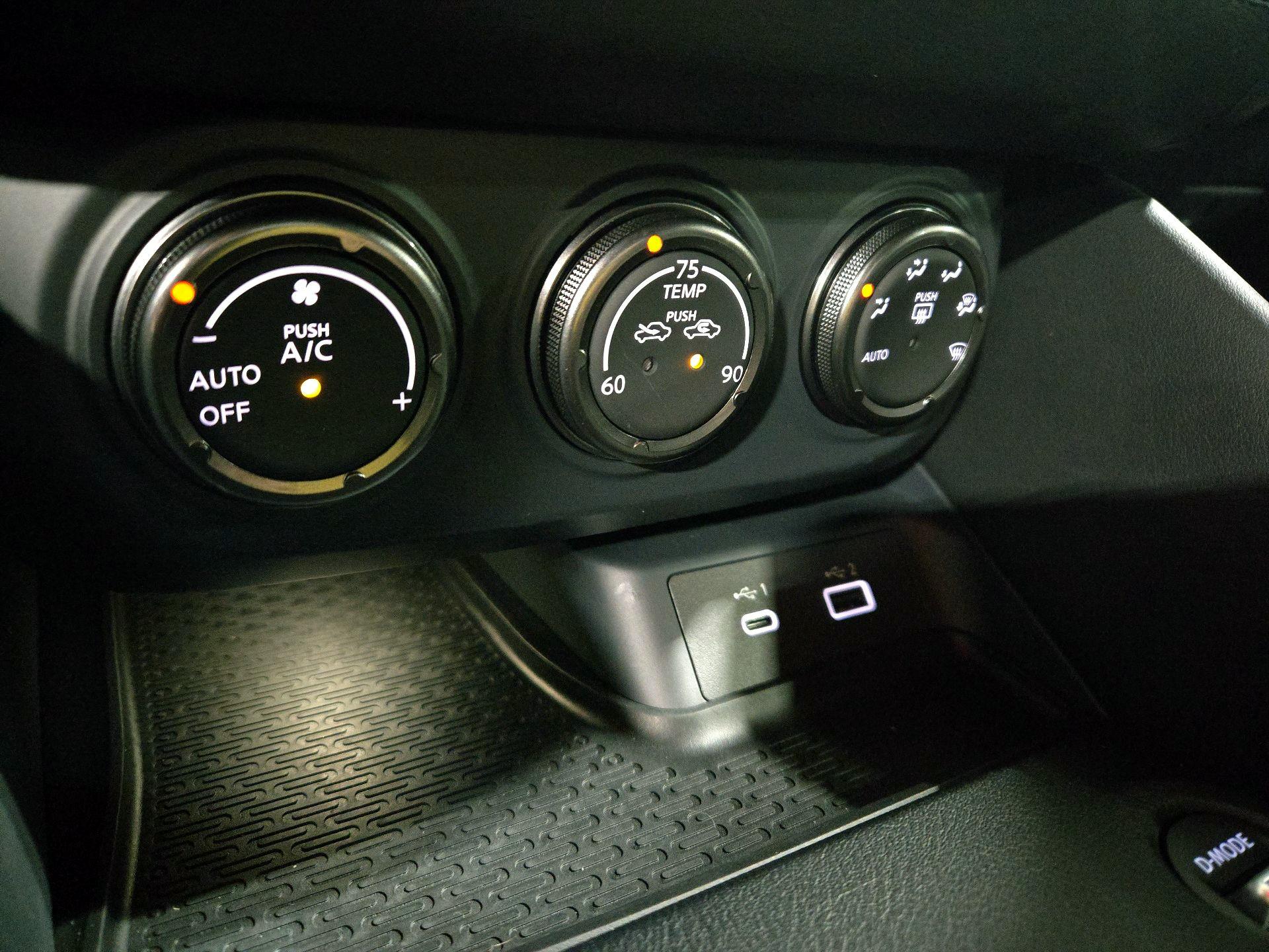 Thumbnail: 2025 Nissan Z - 17