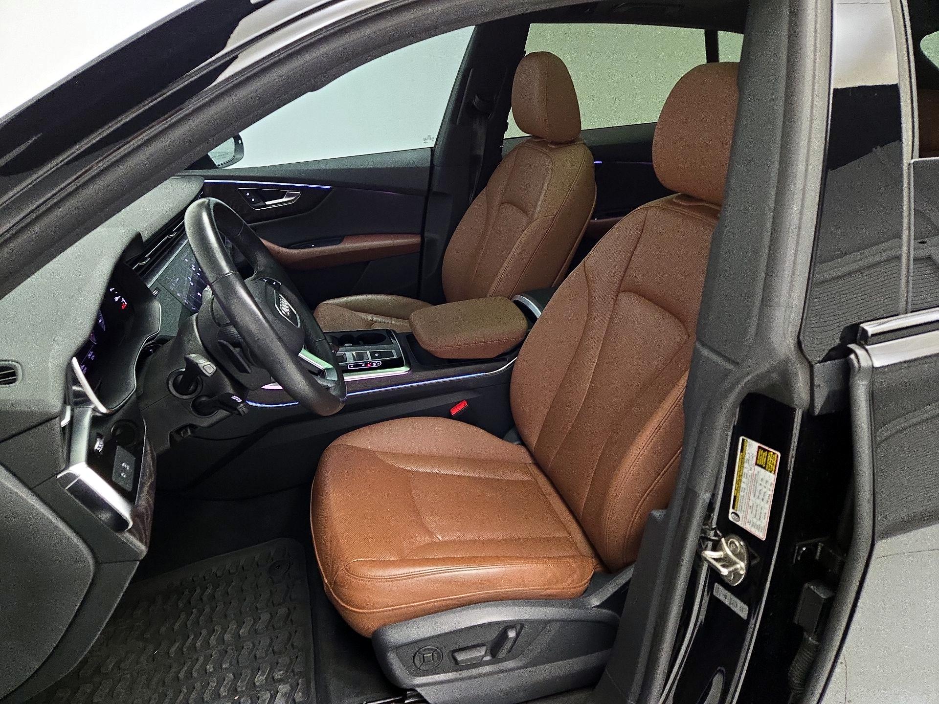 Thumbnail: 2021 Audi Q8 - 11