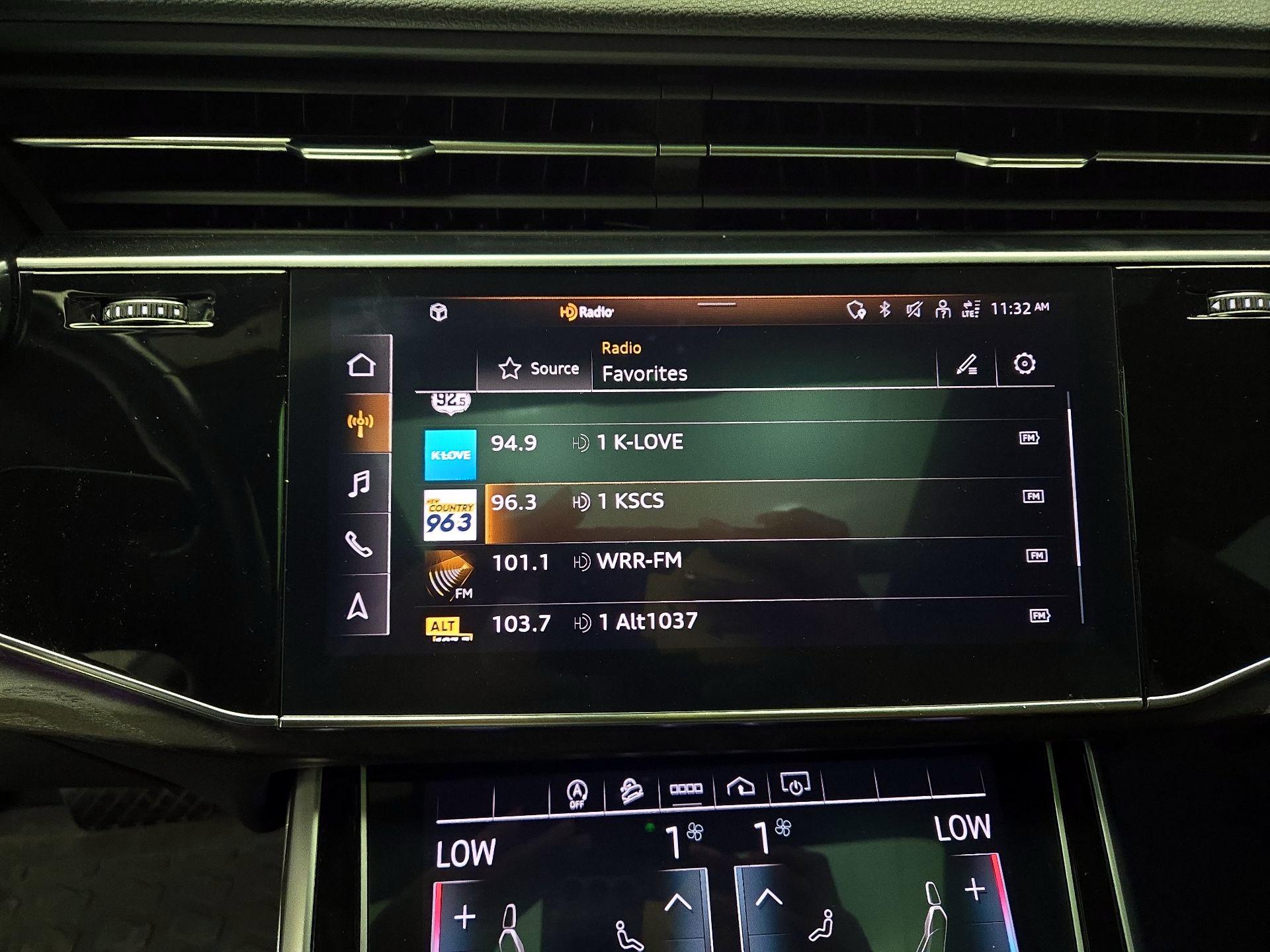 Thumbnail: 2021 Audi Q8 - 16