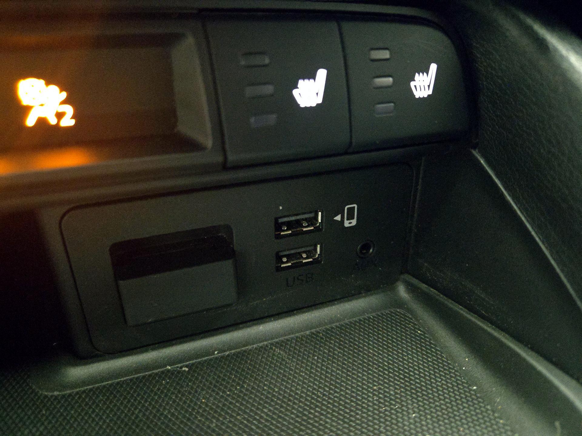 Thumbnail: 2020 Mazda MX-5 Miata - 18