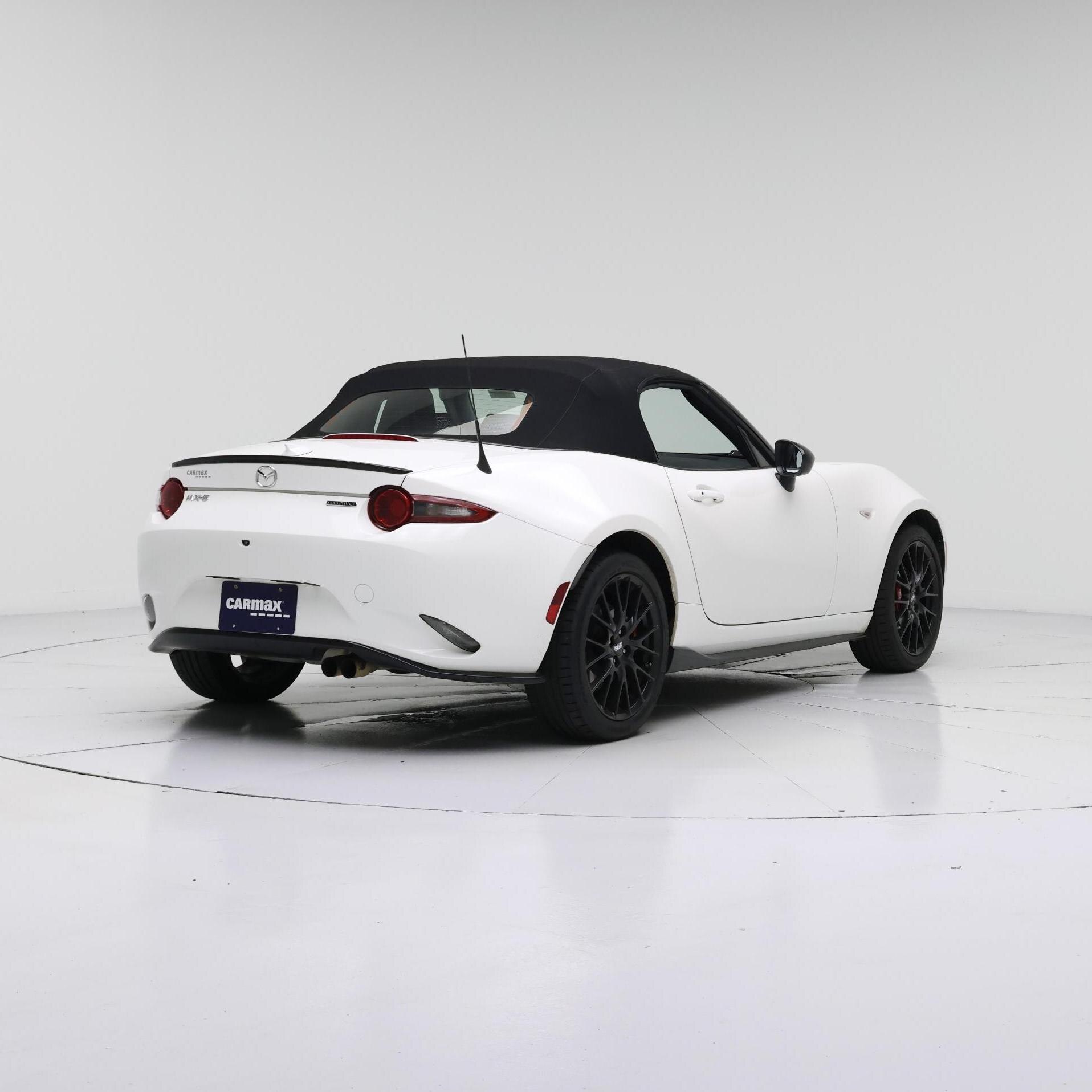 Thumbnail: 2020 Mazda MX-5 Miata - 8