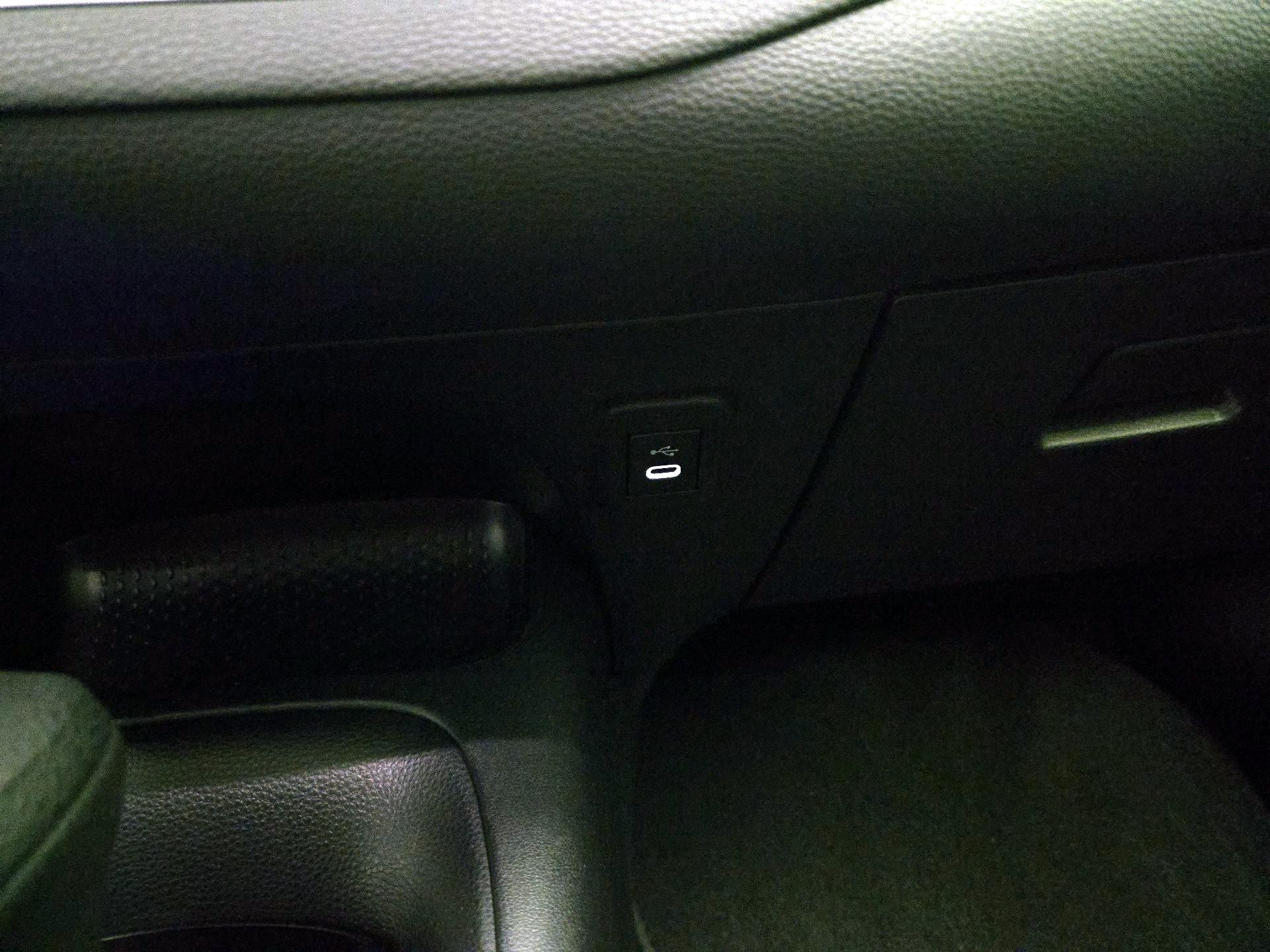 Thumbnail: 2023 Toyota Corolla - 18