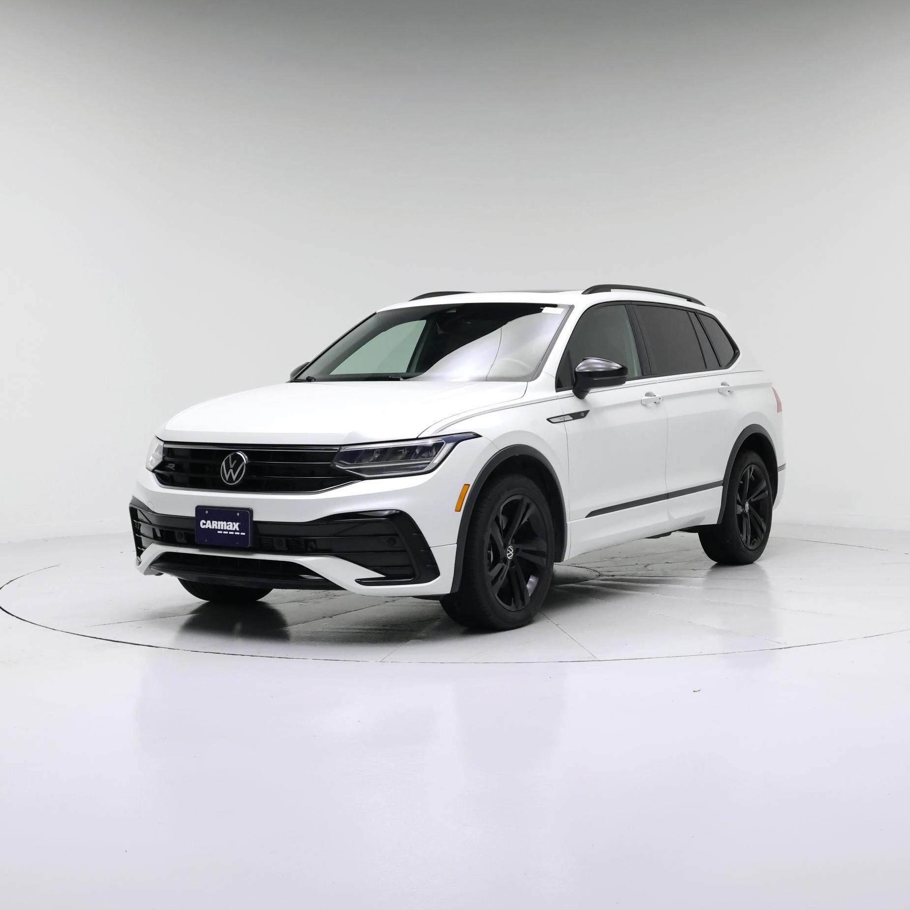 Thumbnail: 2024 Volkswagen Tiguan - 4