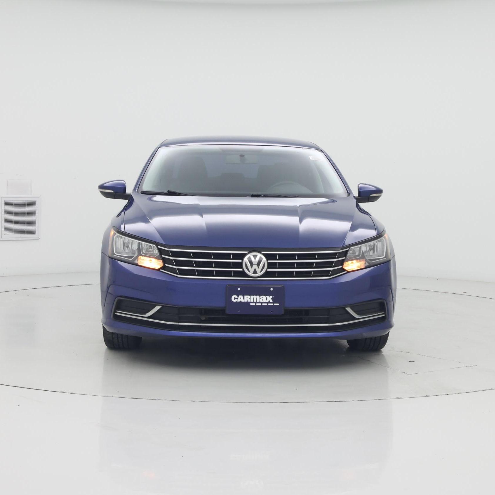 Thumbnail: 2017 Volkswagen Passat - 5