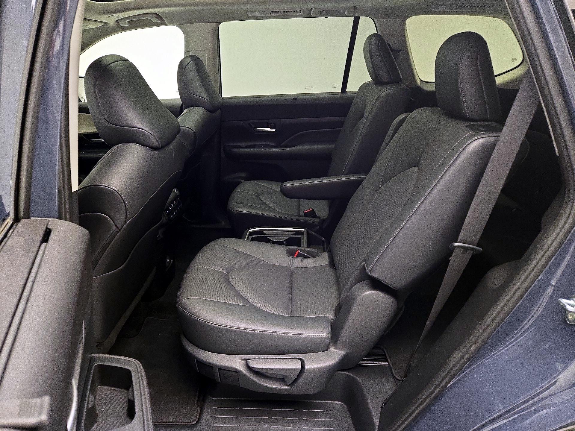 Thumbnail: 2024 Toyota Grand Highlander - 20