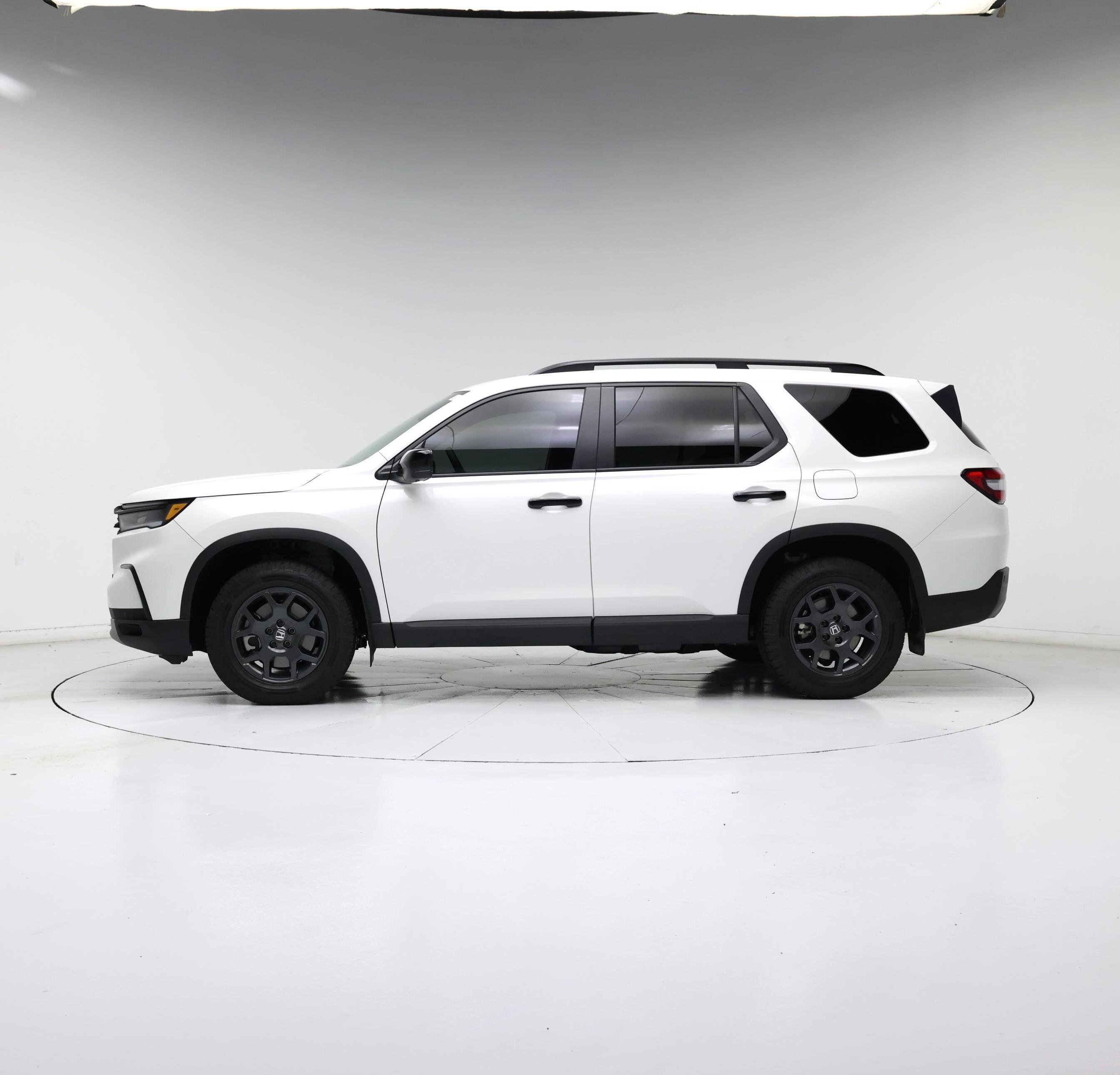 Thumbnail: 2025 Honda Pilot - 3