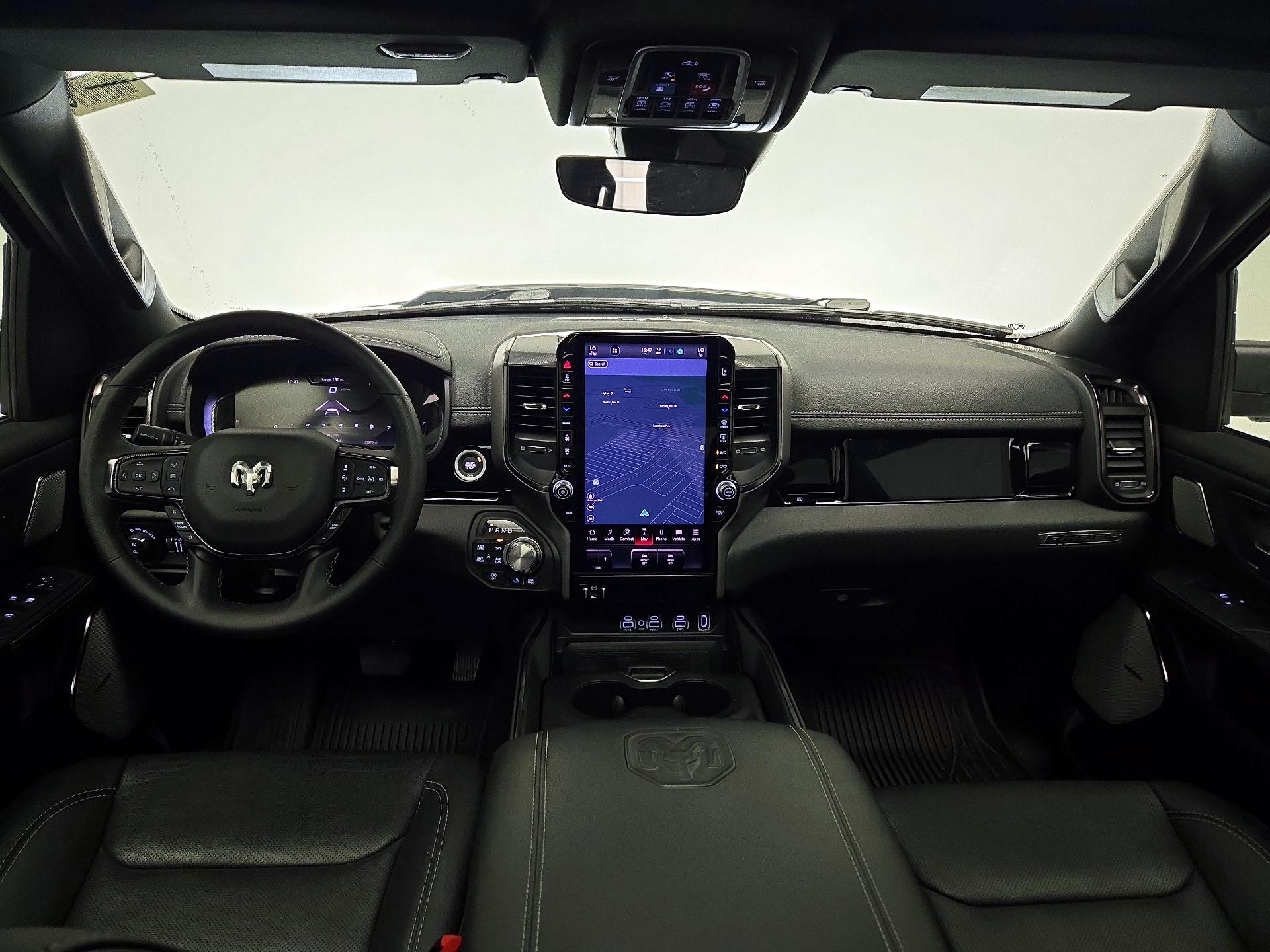 Thumbnail: 2025 RAM 1500 - 9