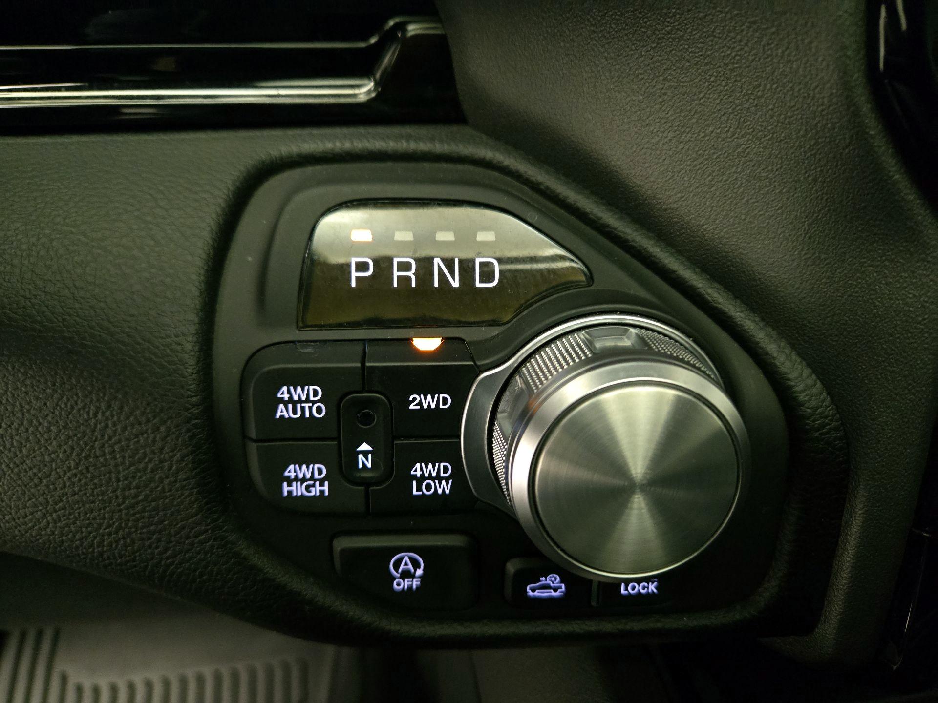 Thumbnail: 2025 RAM 1500 - 18