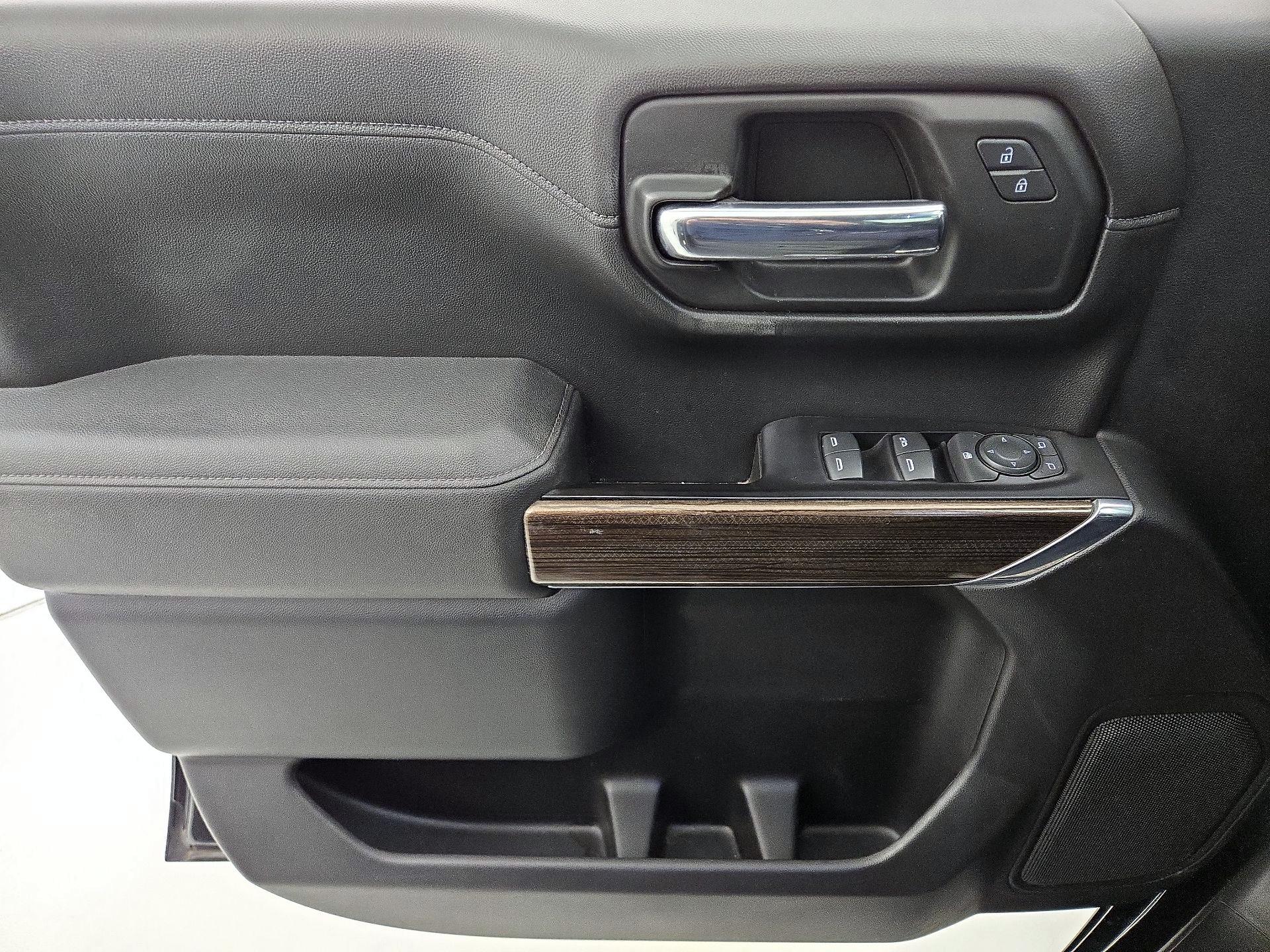 Thumbnail: 2019 Chevrolet Silverado 1500 - 12