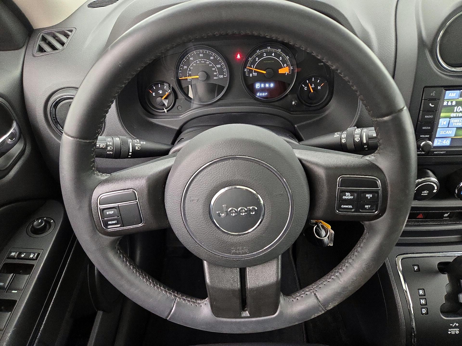 Thumbnail: 2016 Jeep Patriot - 10