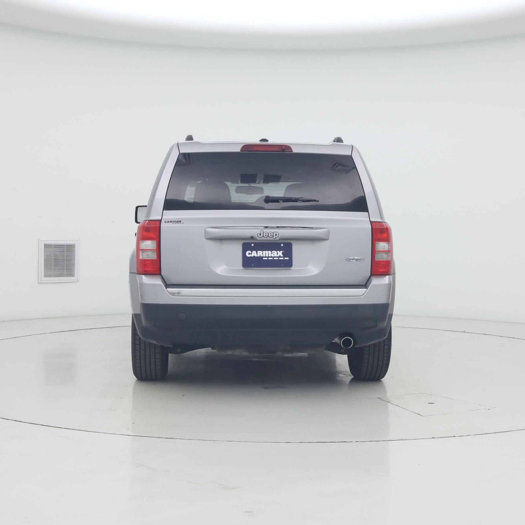 Thumbnail: 2016 Jeep Patriot - 6