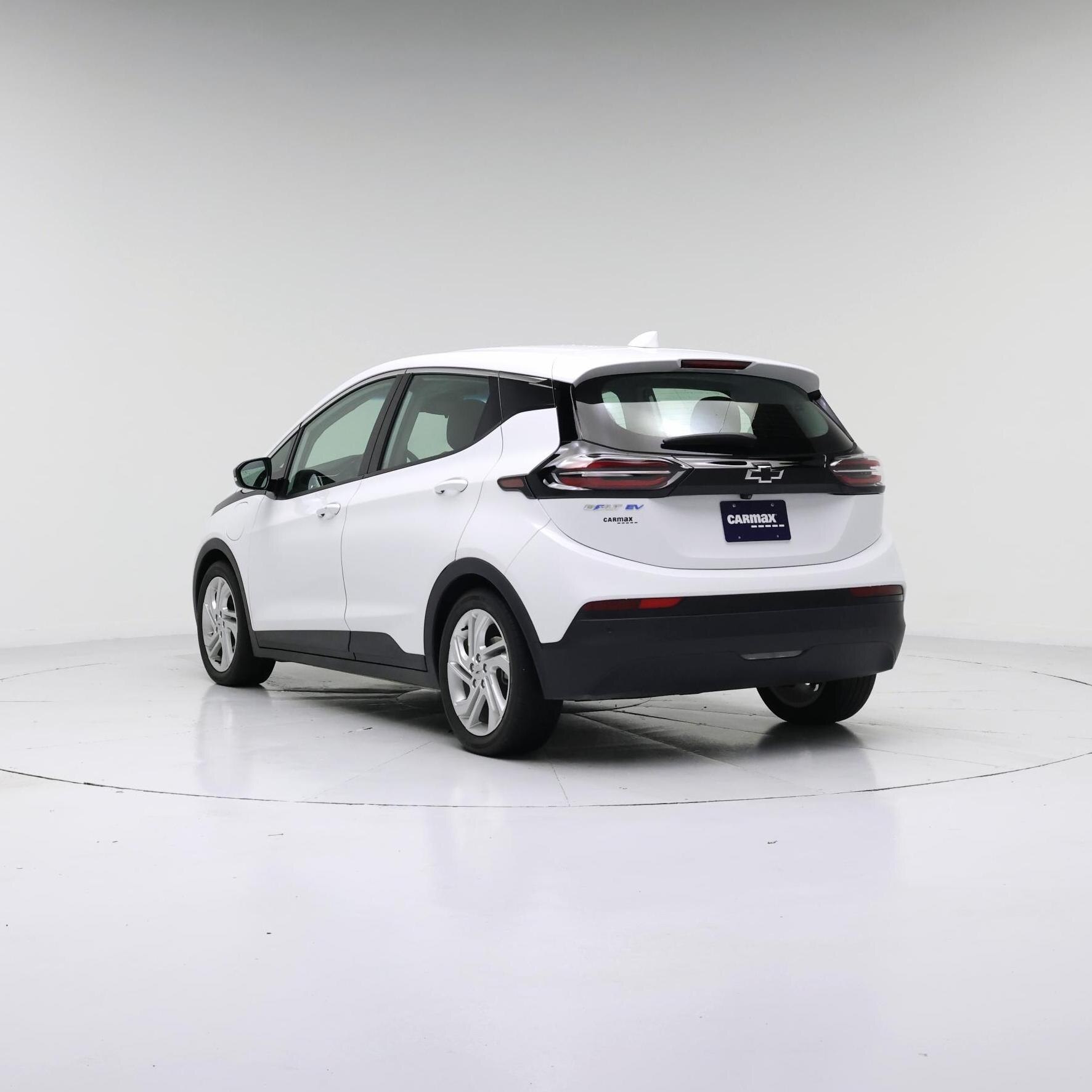 Thumbnail: 2023 Chevrolet Bolt EV - 2