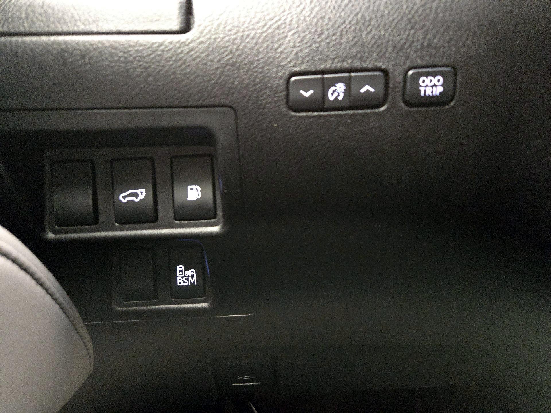 Thumbnail: 2015 Lexus RX - 13
