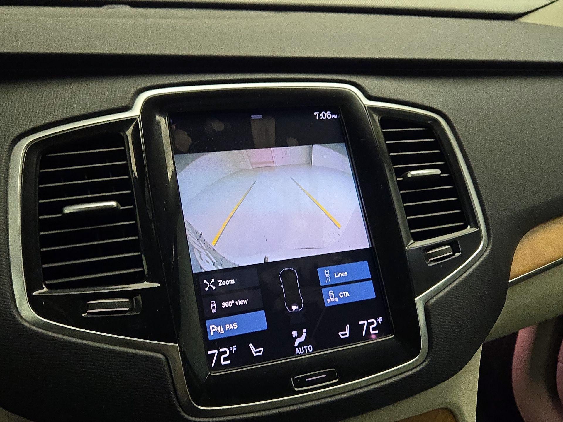 Thumbnail: 2021 Volvo XC90 - 15