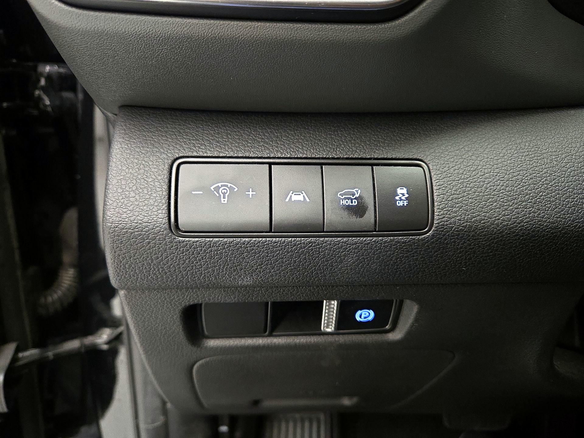 Thumbnail: 2022 Hyundai Santa Fe - 13