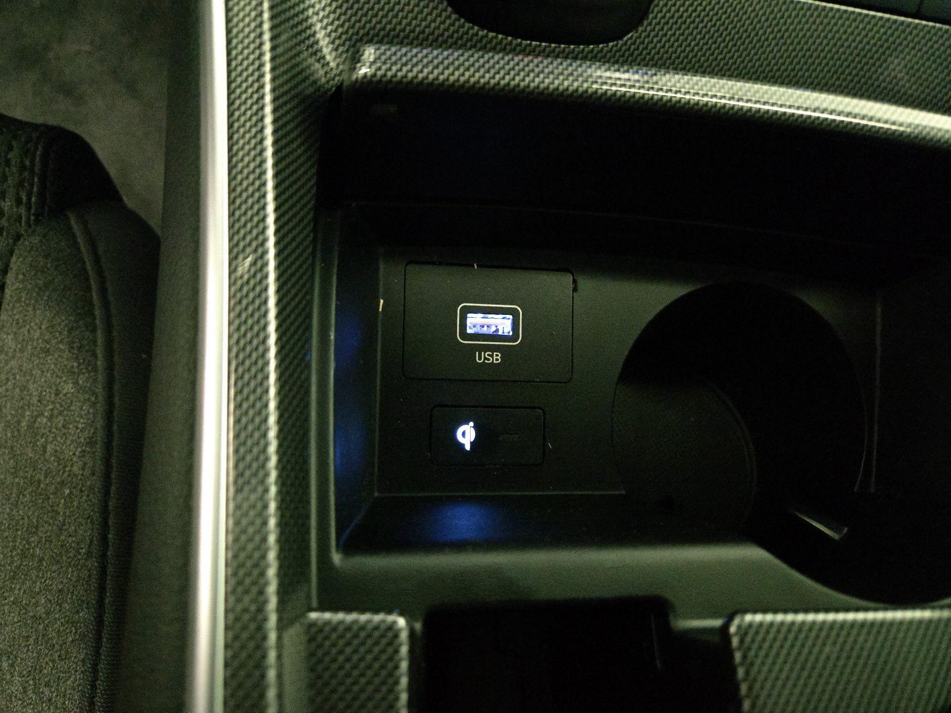 Thumbnail: 2022 Hyundai Santa Fe - 18