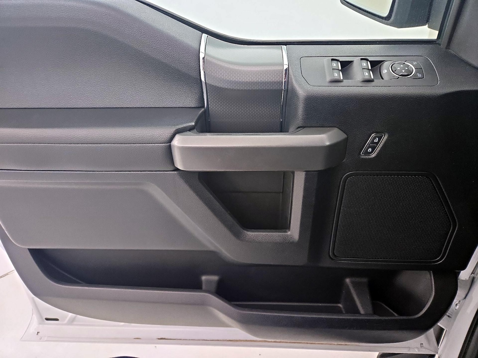 2016 Ford F-150 XLT - Photo 11