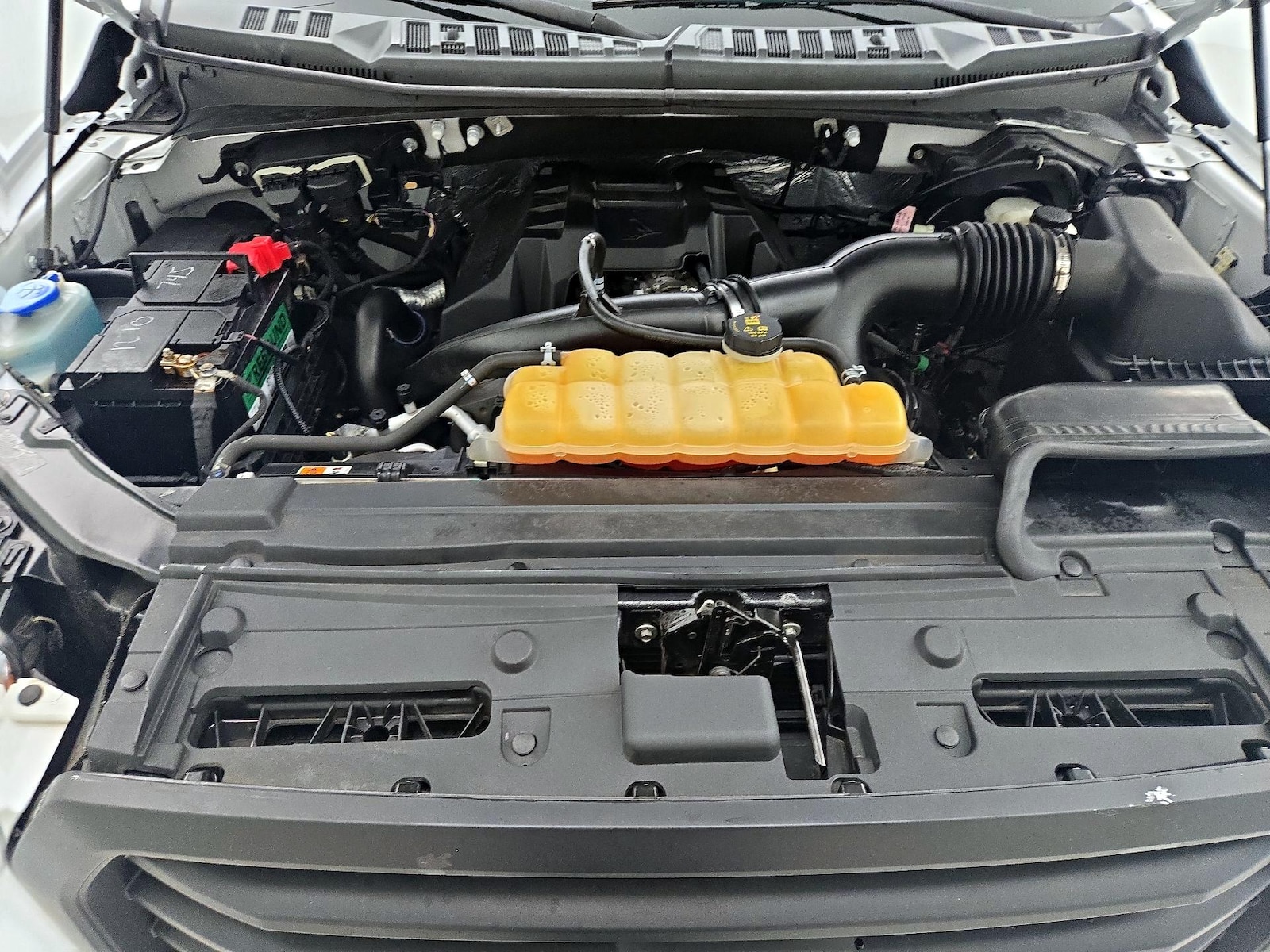 2016 Ford F-150 XLT - Photo 20