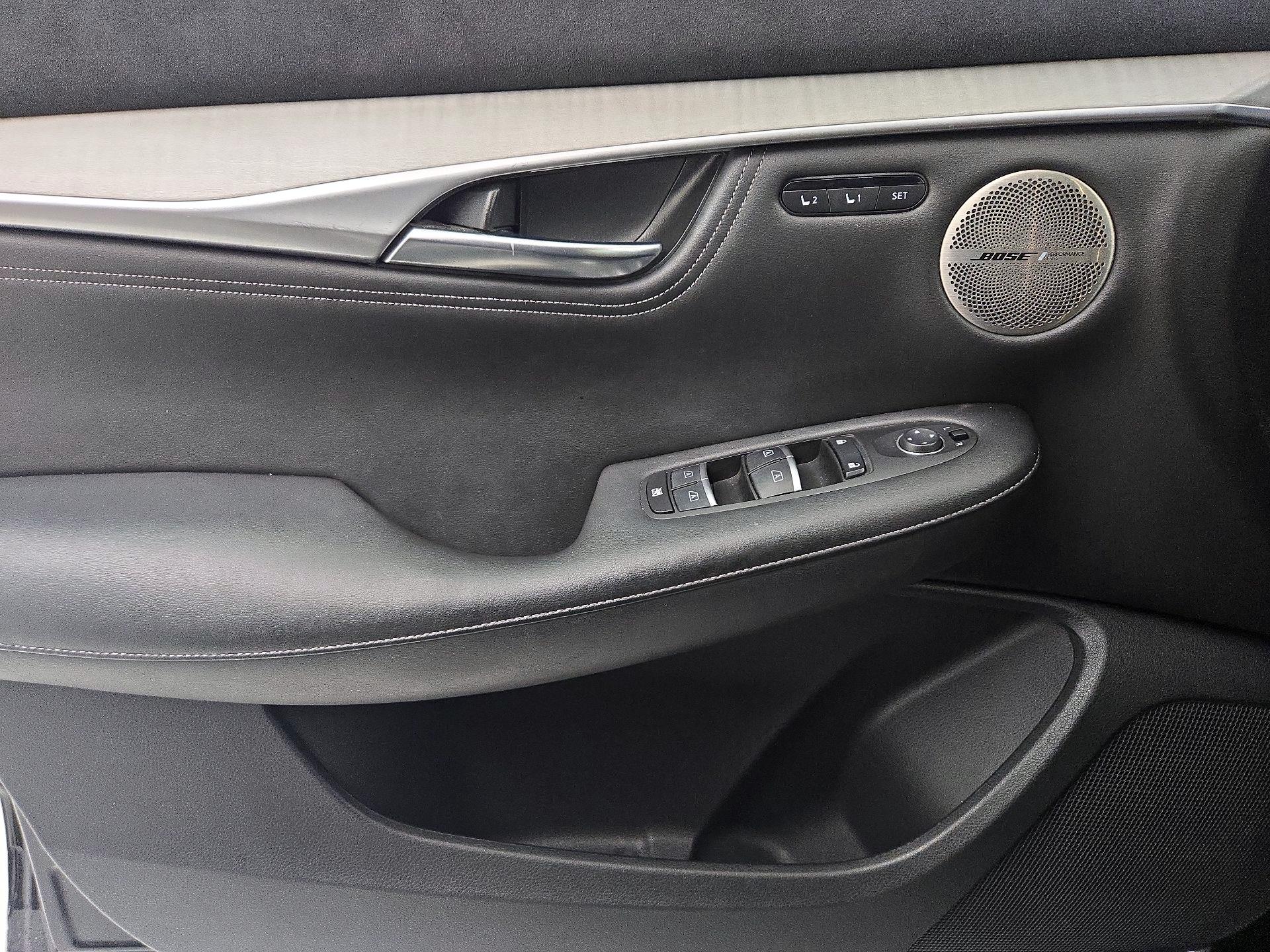 Thumbnail: 2019 INFINITI QX50 - 12